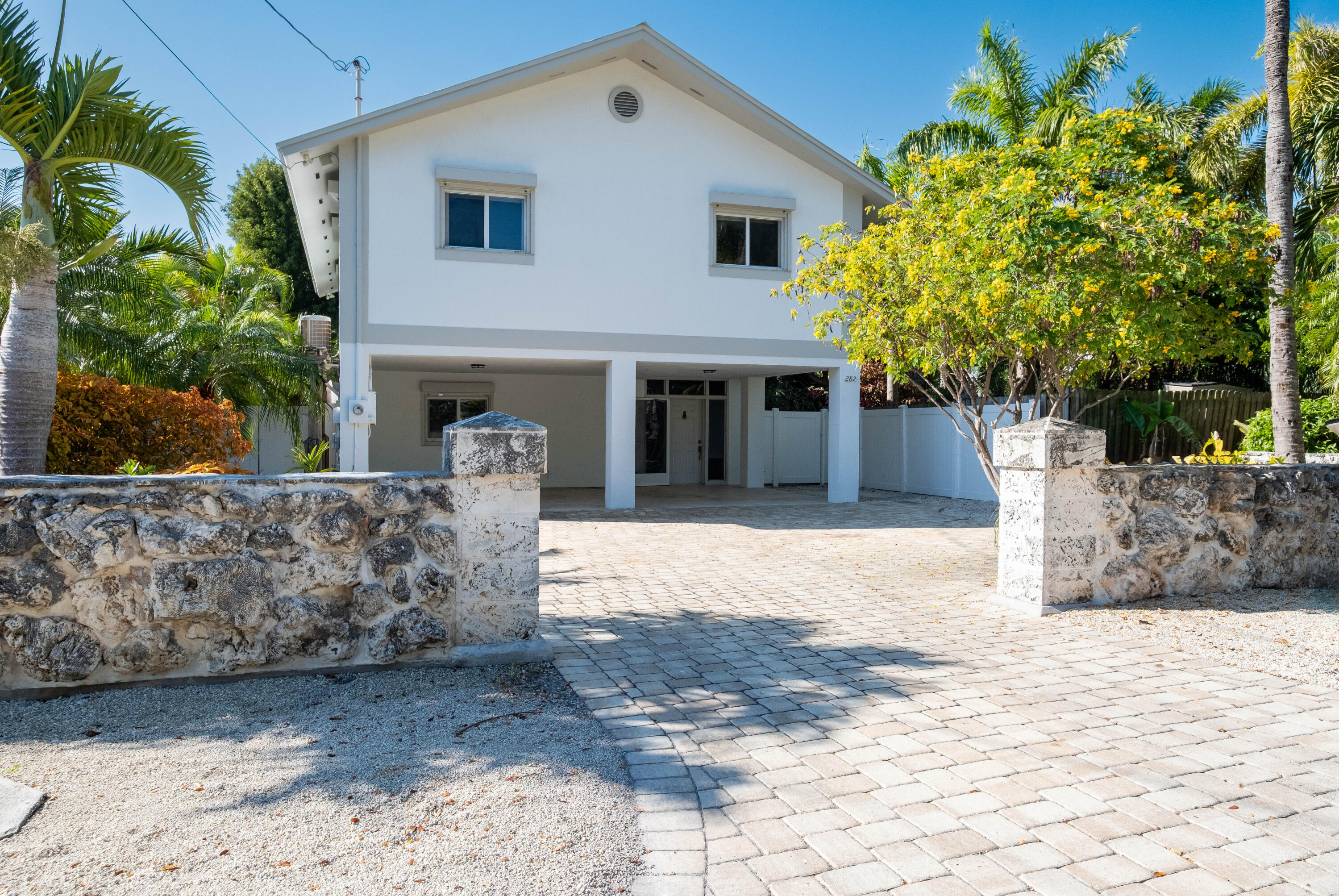 282 S Coconut Palm Boulevard Property Photo