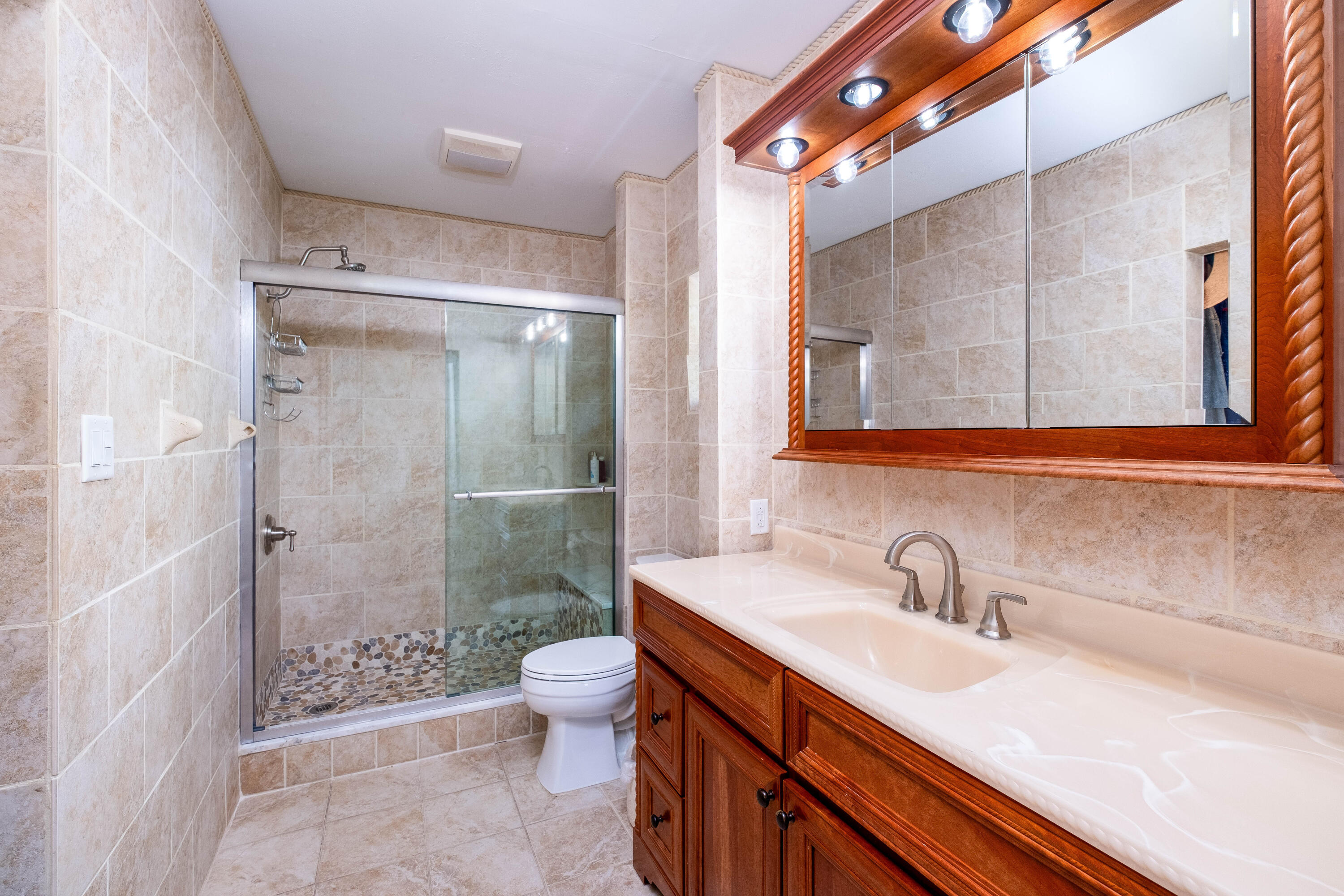 282 S Coconut Palm Boulevard Property Photo 15