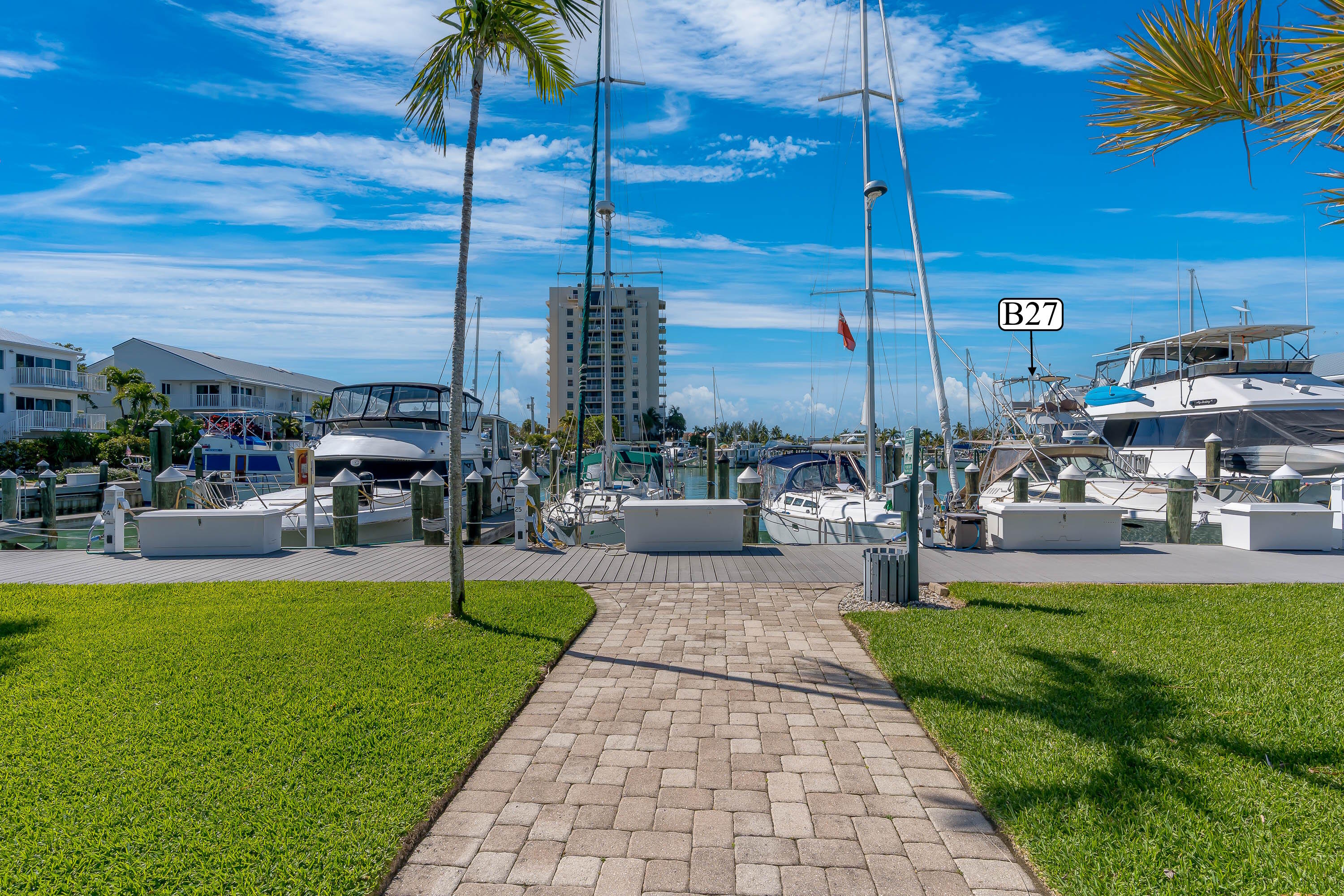 97 Coco Plum Drive, B-27 Property Photo 10