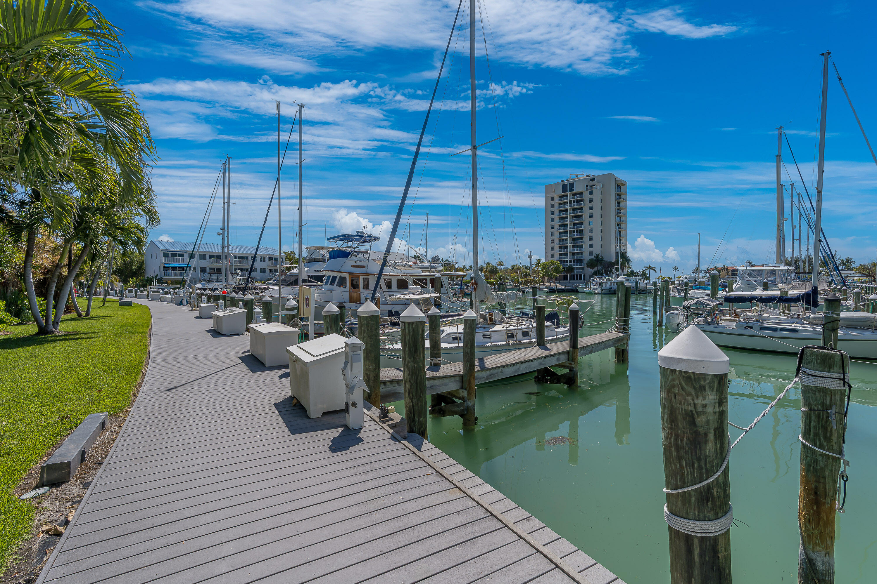 97 Coco Plum Drive, B-27 Property Photo 27