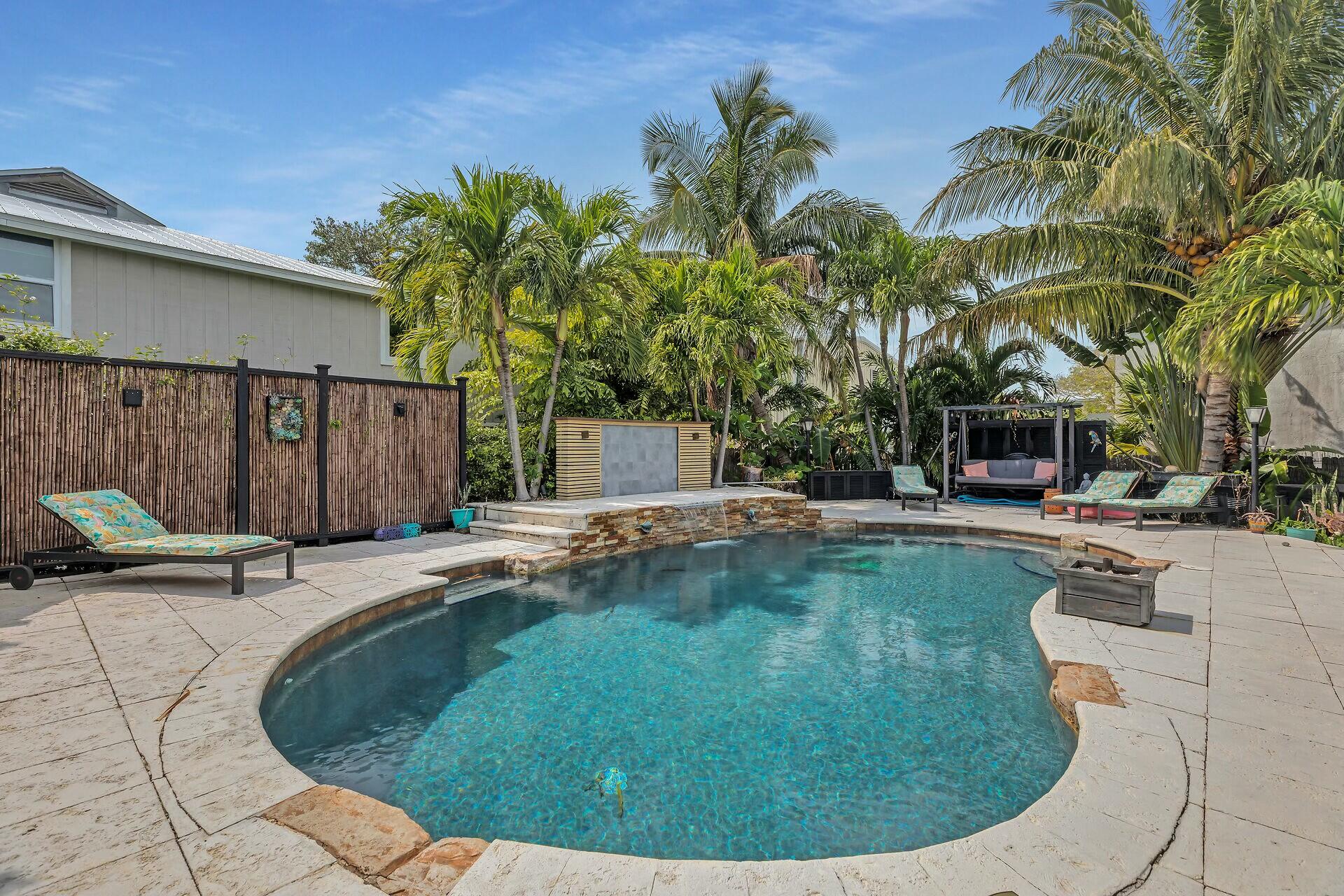 58885 Overseas Highway Property Photo 4