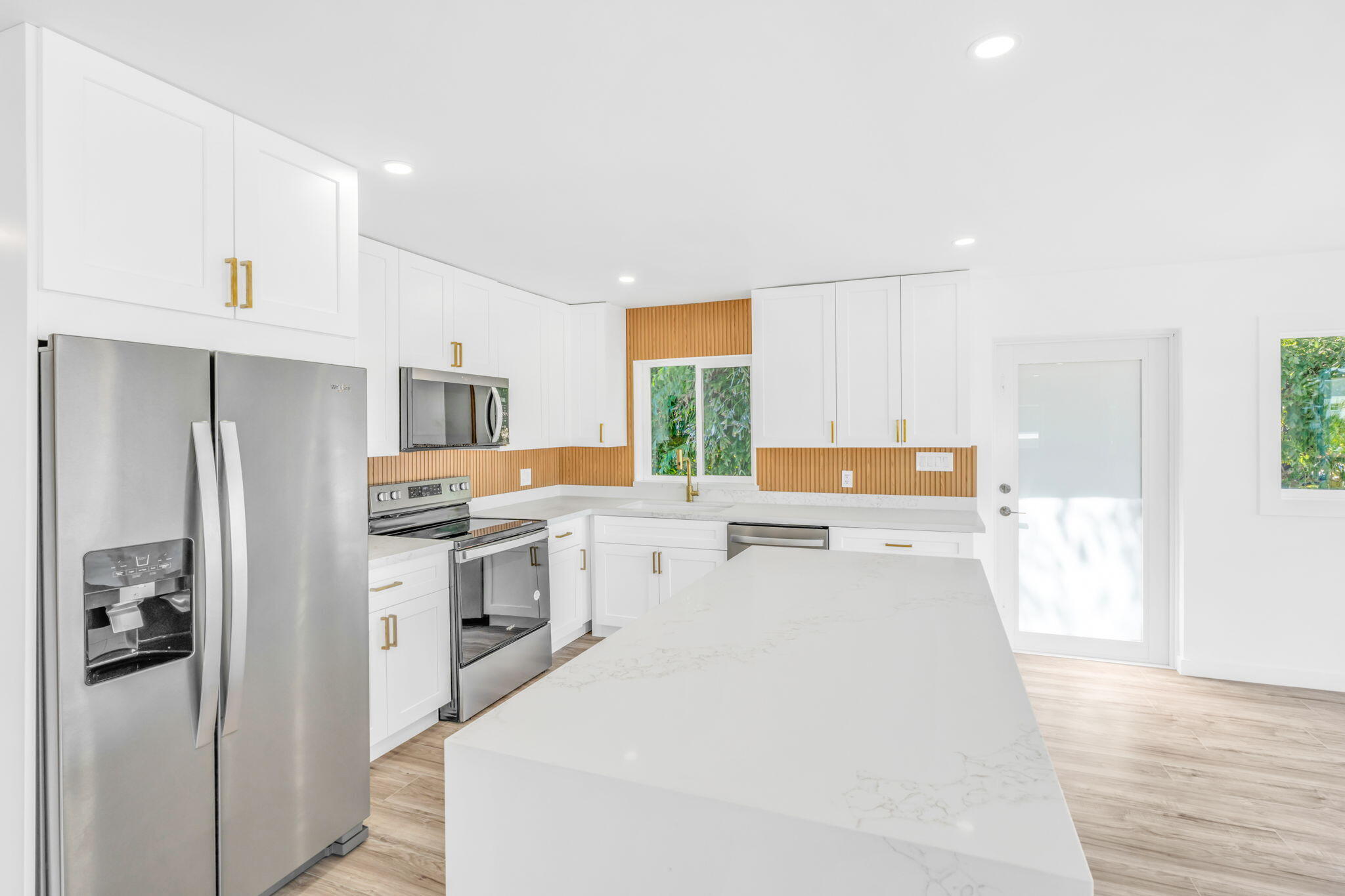 2305 Grouper Drive Property Photo 10