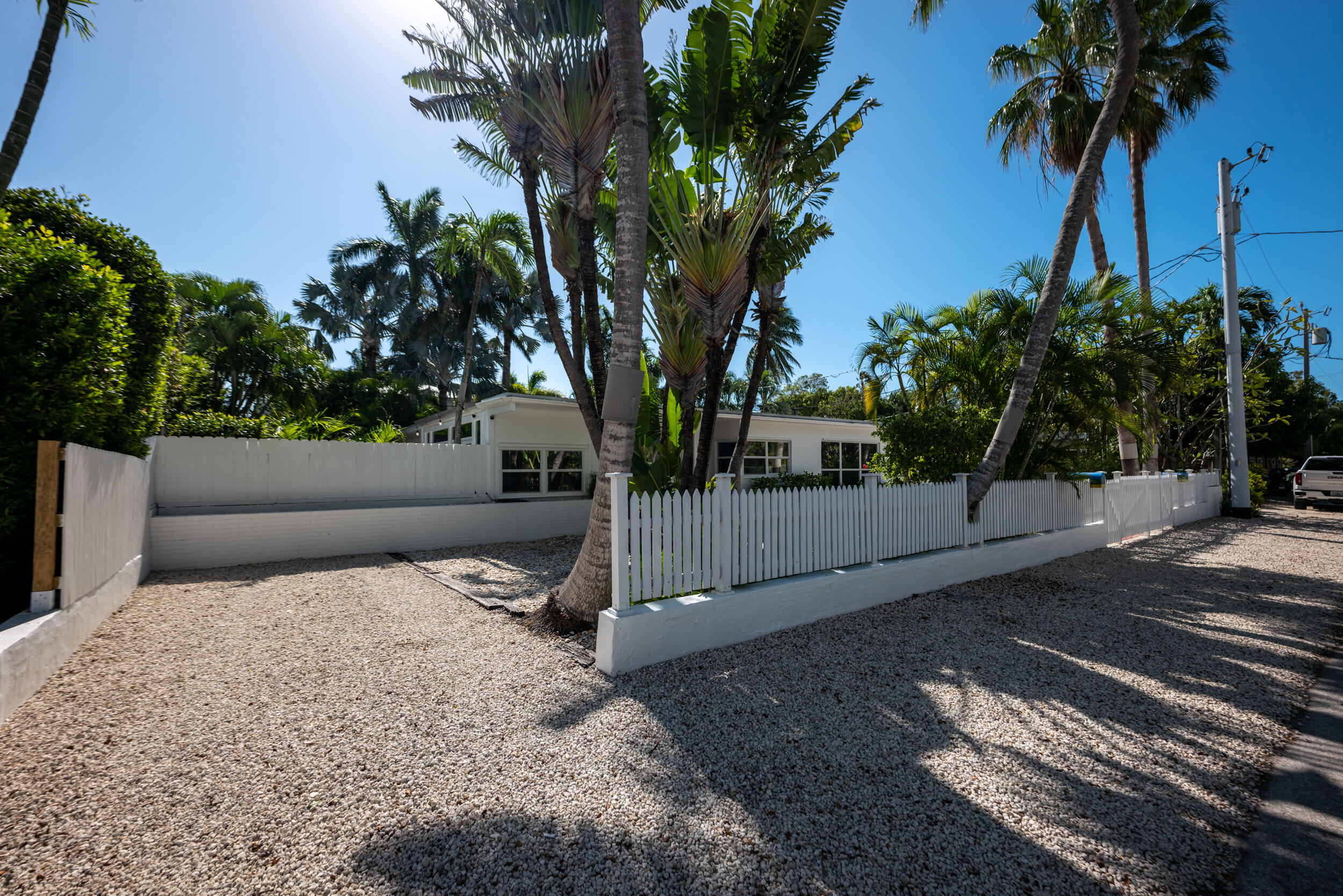 1412 Johnson Street Property Photo 33