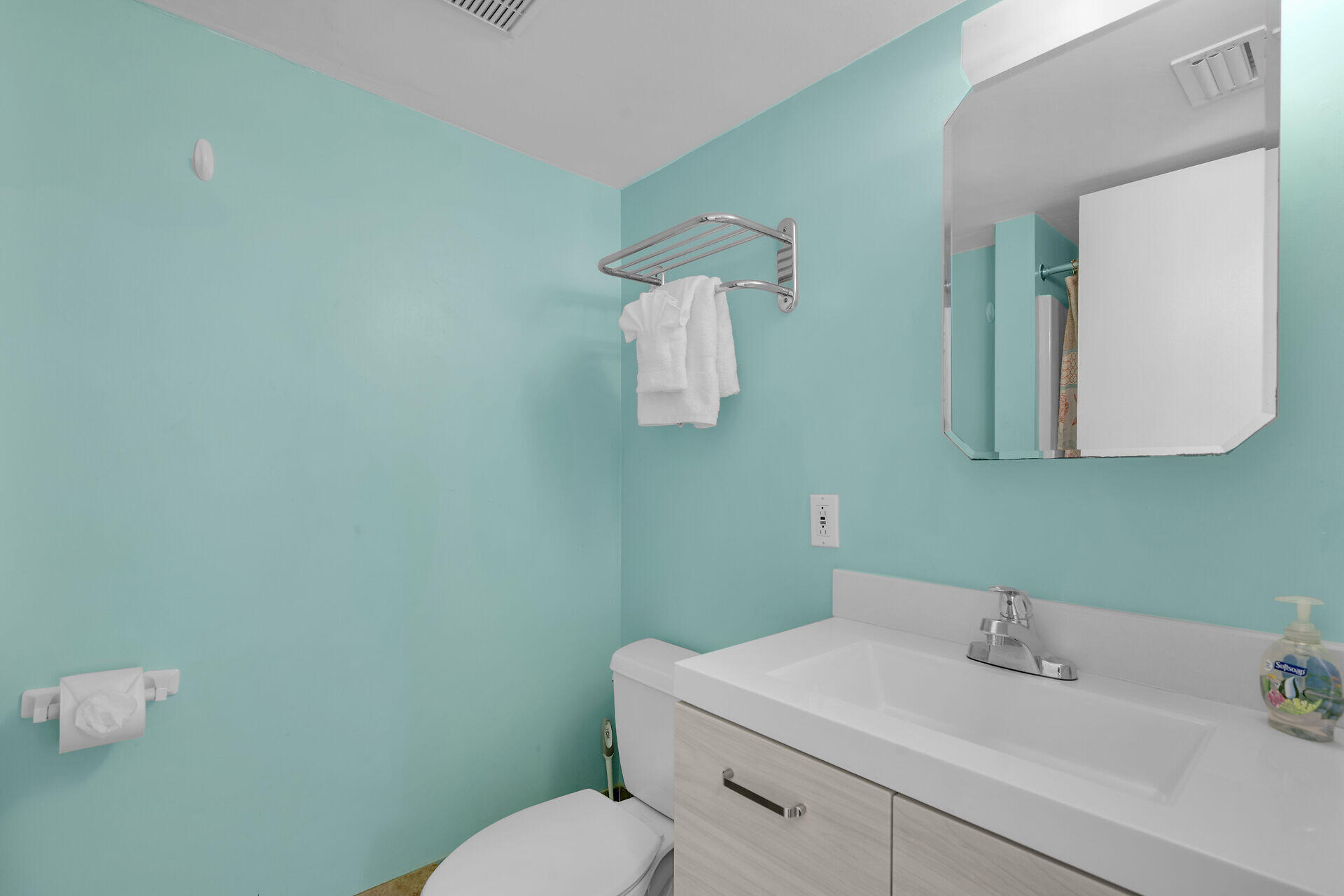 3 E Kyle Way Property Photo 13