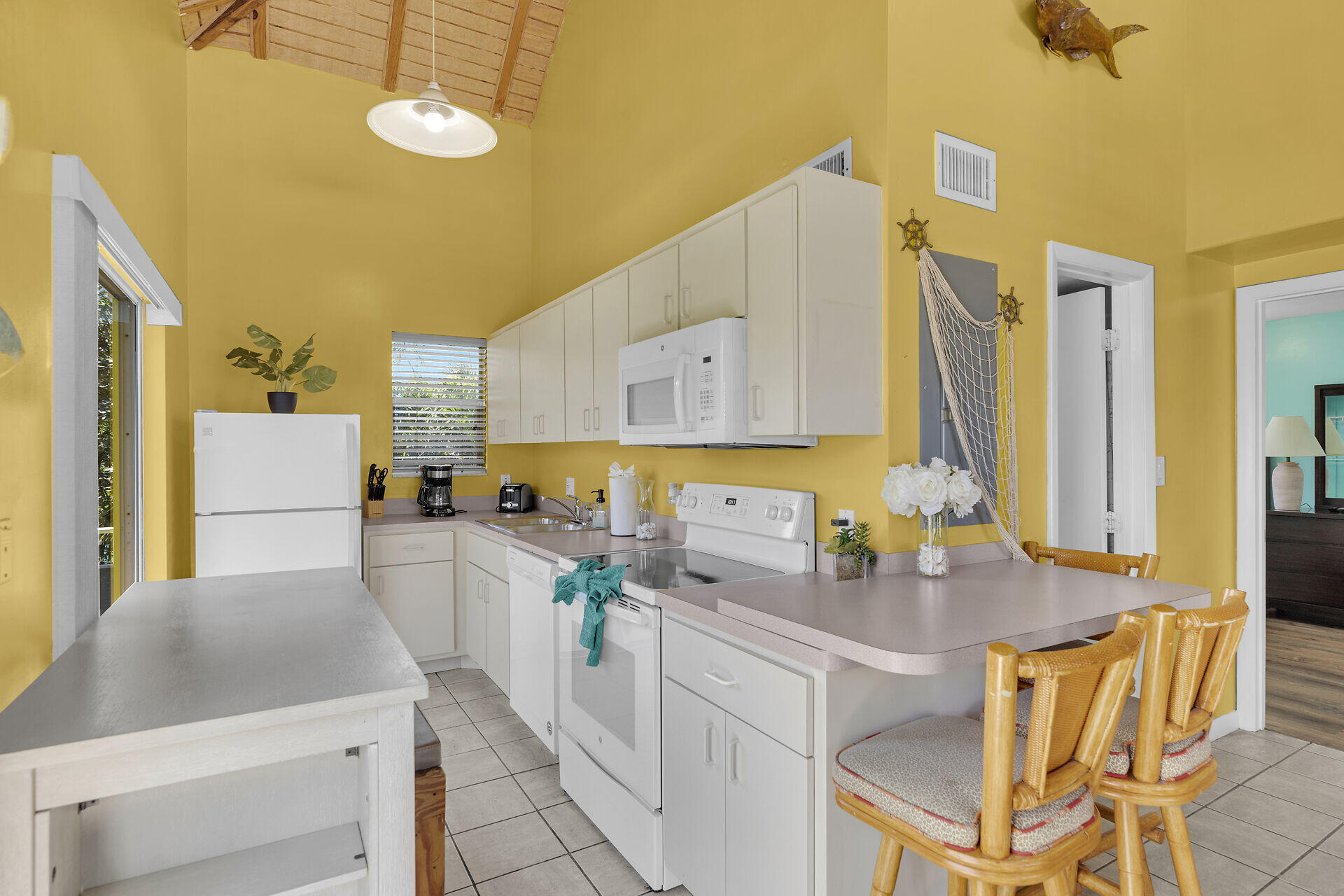 3 E Kyle Way Property Photo 22