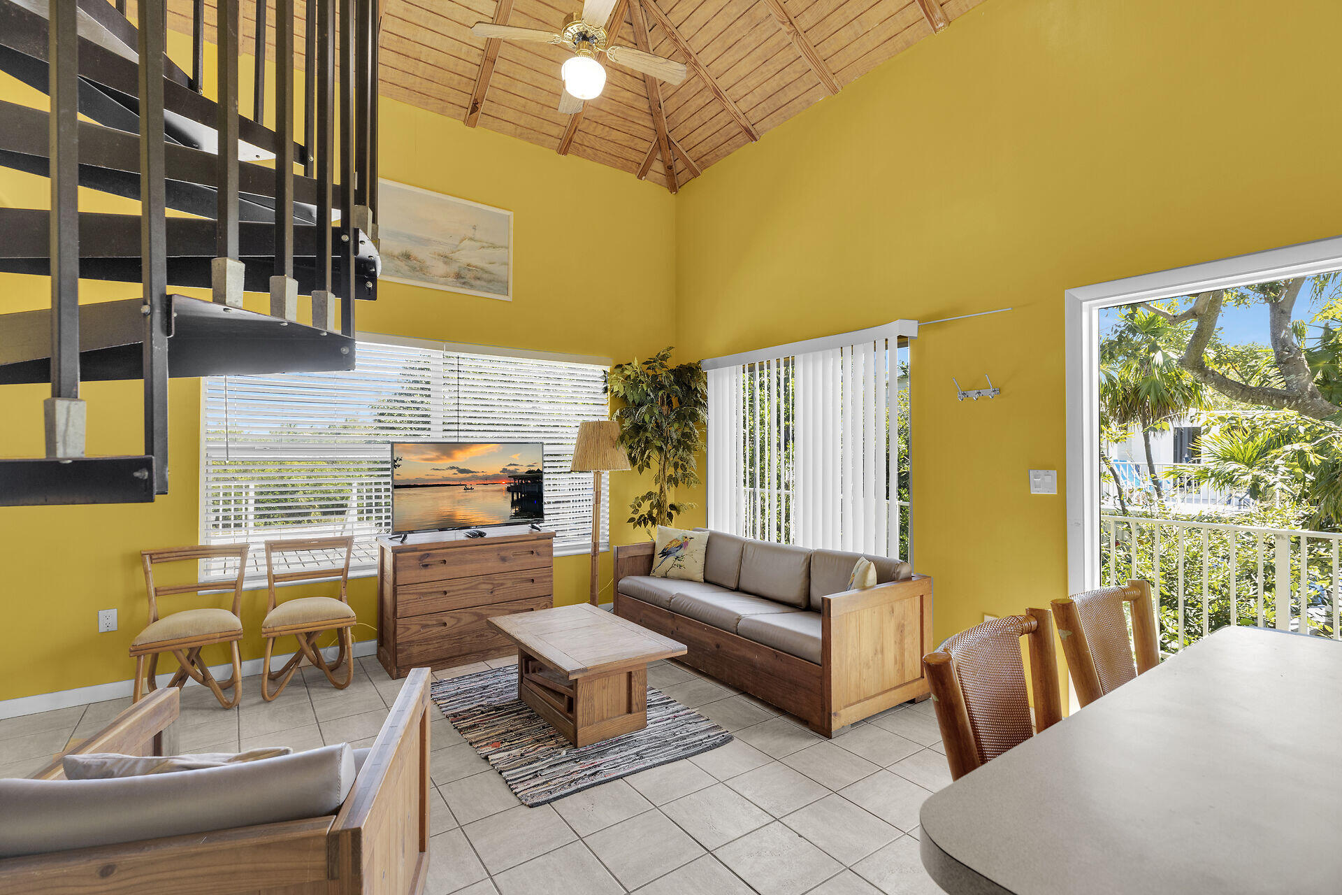 3 E Kyle Way Property Photo 25
