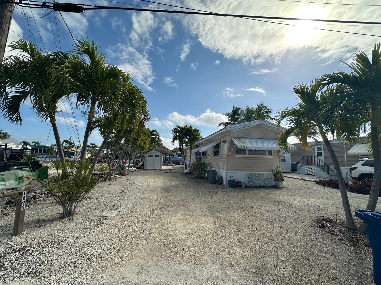 1693 Bayview Drive, 0 Property Photo 2