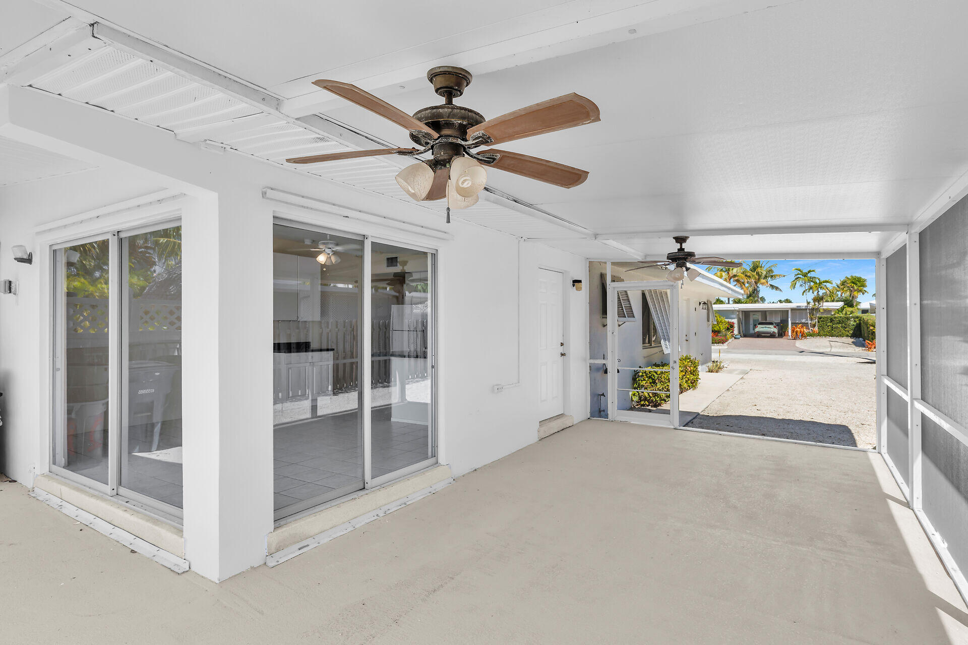 421 10th Street Property Photo 9