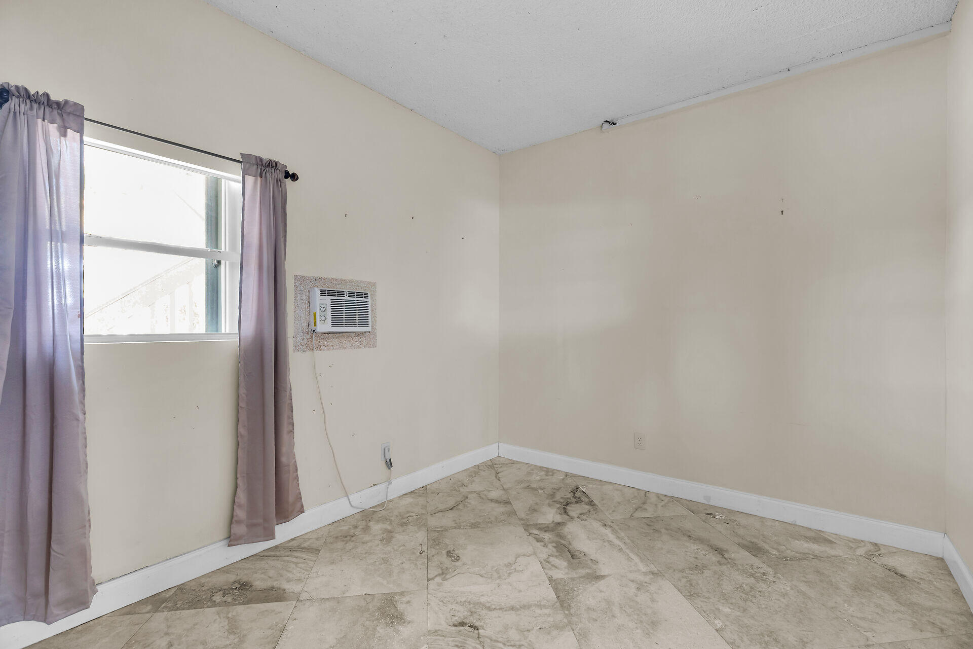 165 Ocean Bay Drive, 9-a Property Photo 32