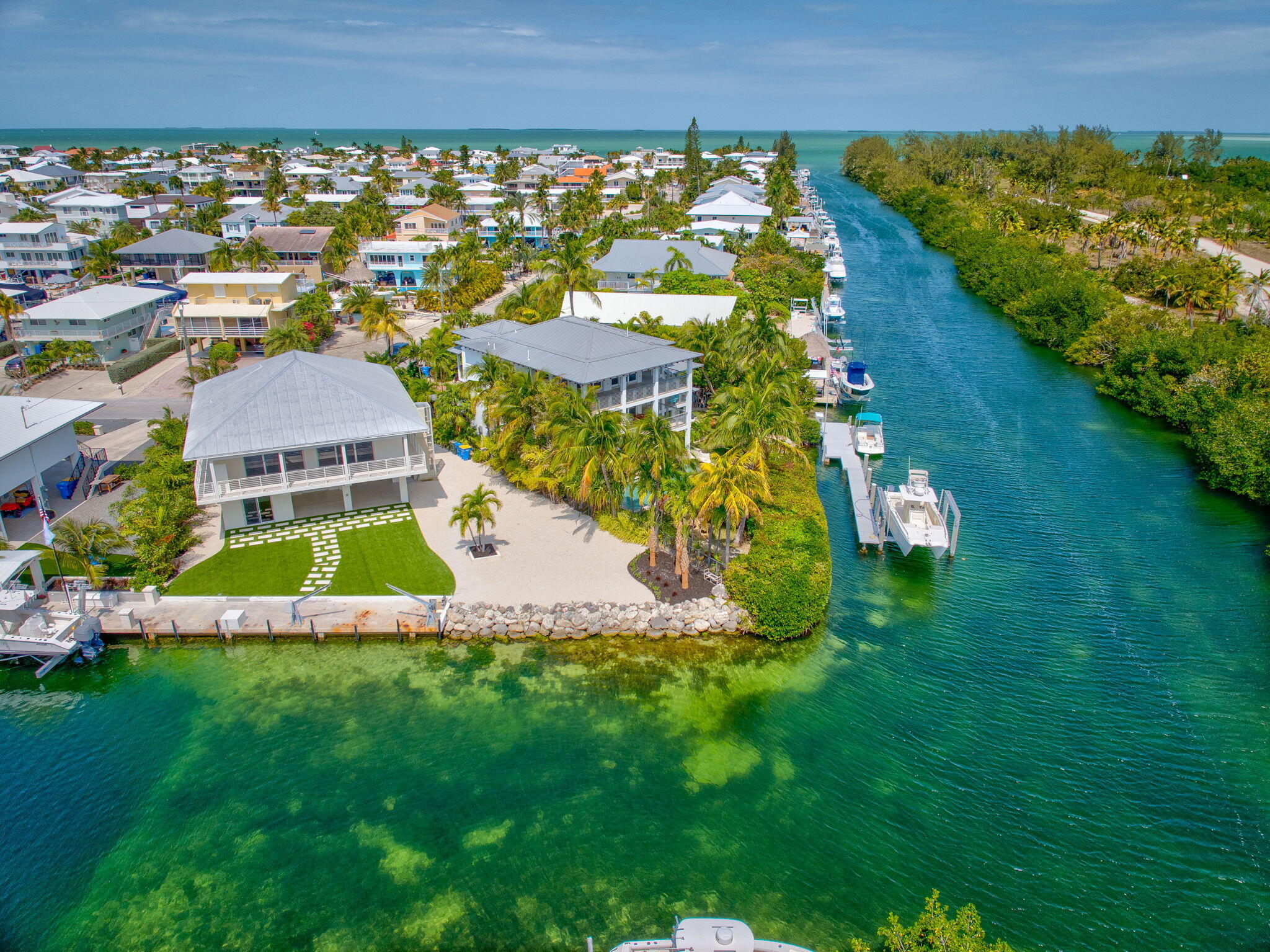 230 Biscayne Boulevard Property Photo 2