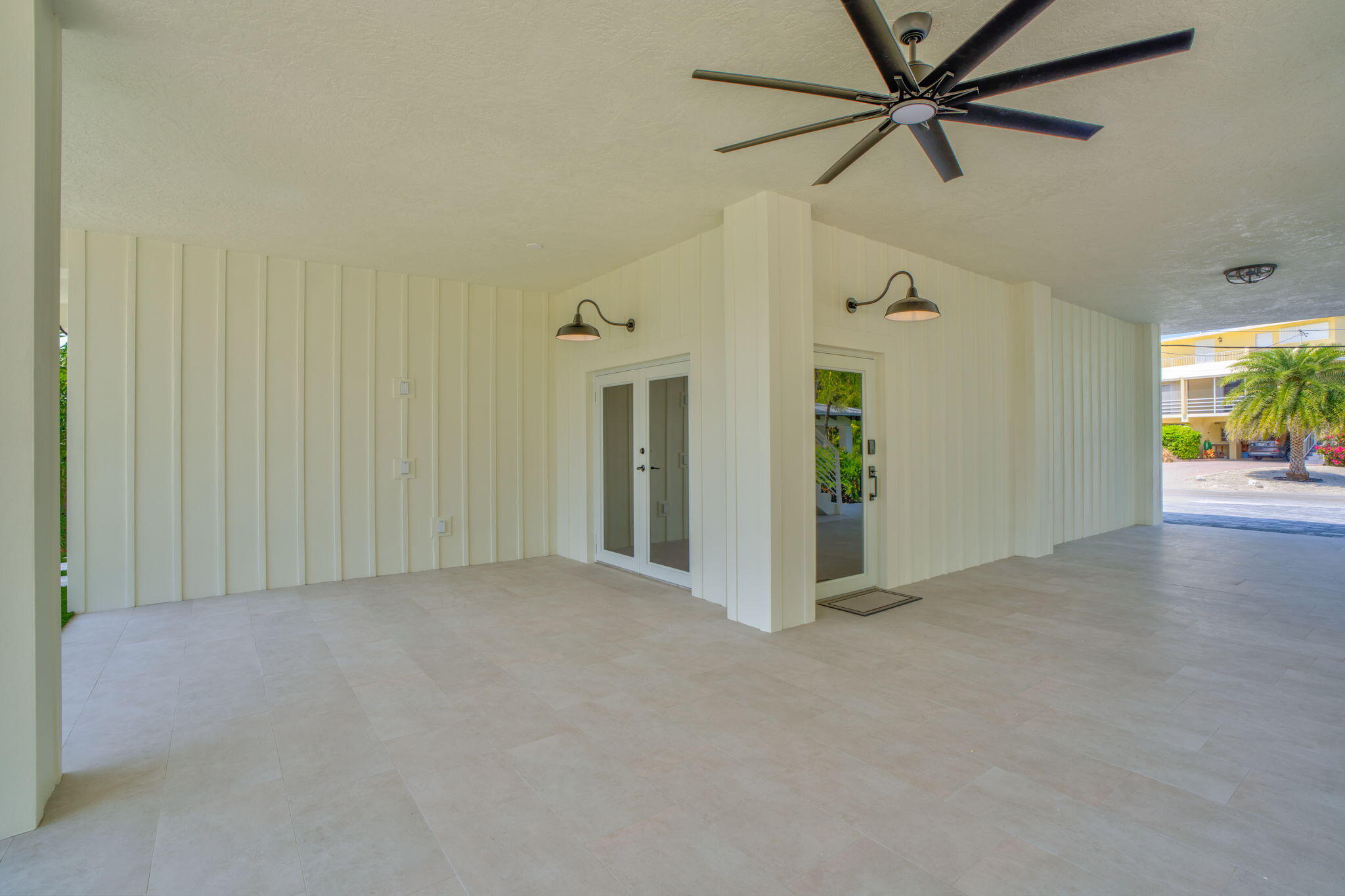 230 Biscayne Boulevard Property Photo 15