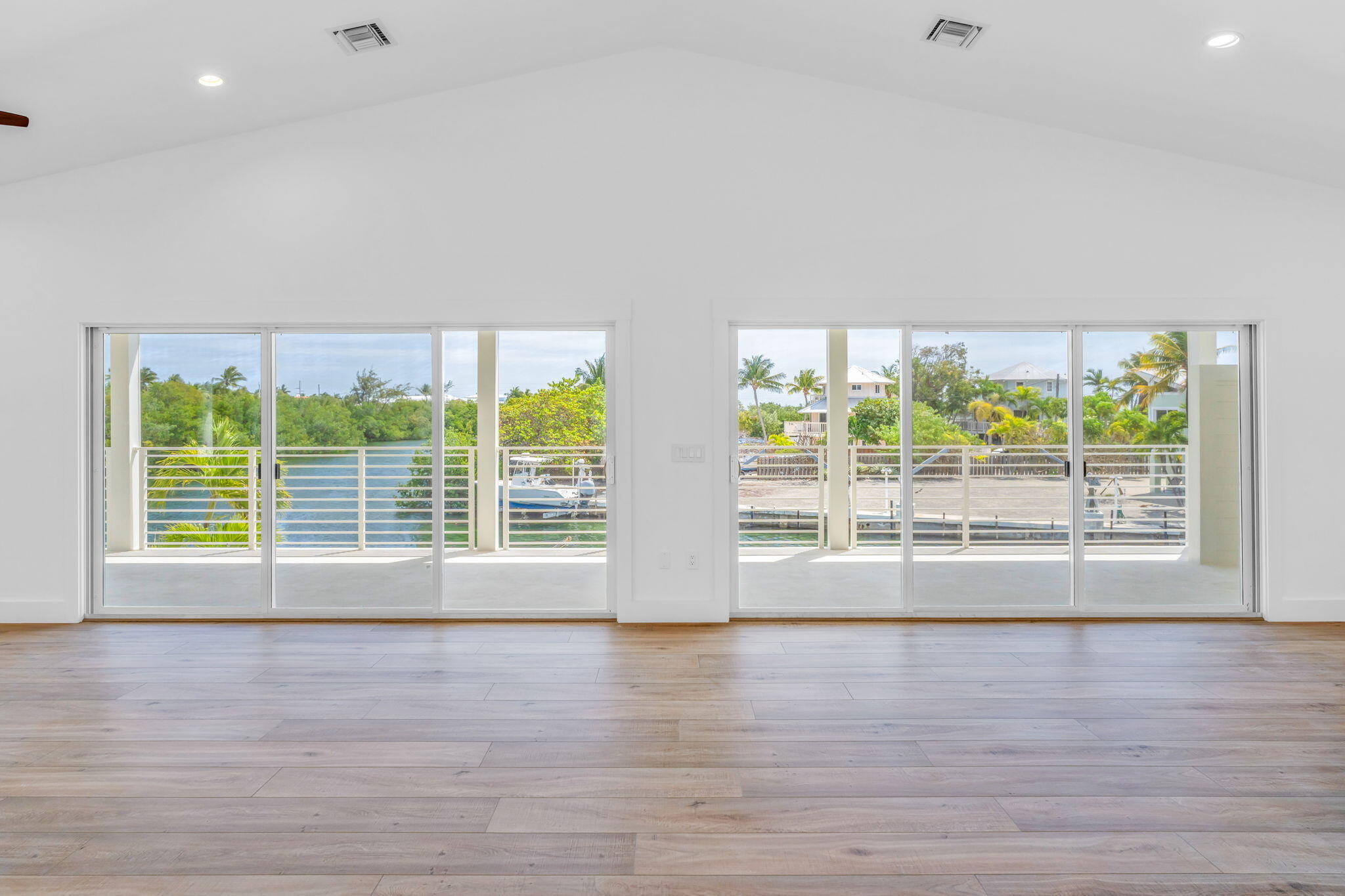 230 Biscayne Boulevard Property Photo 26