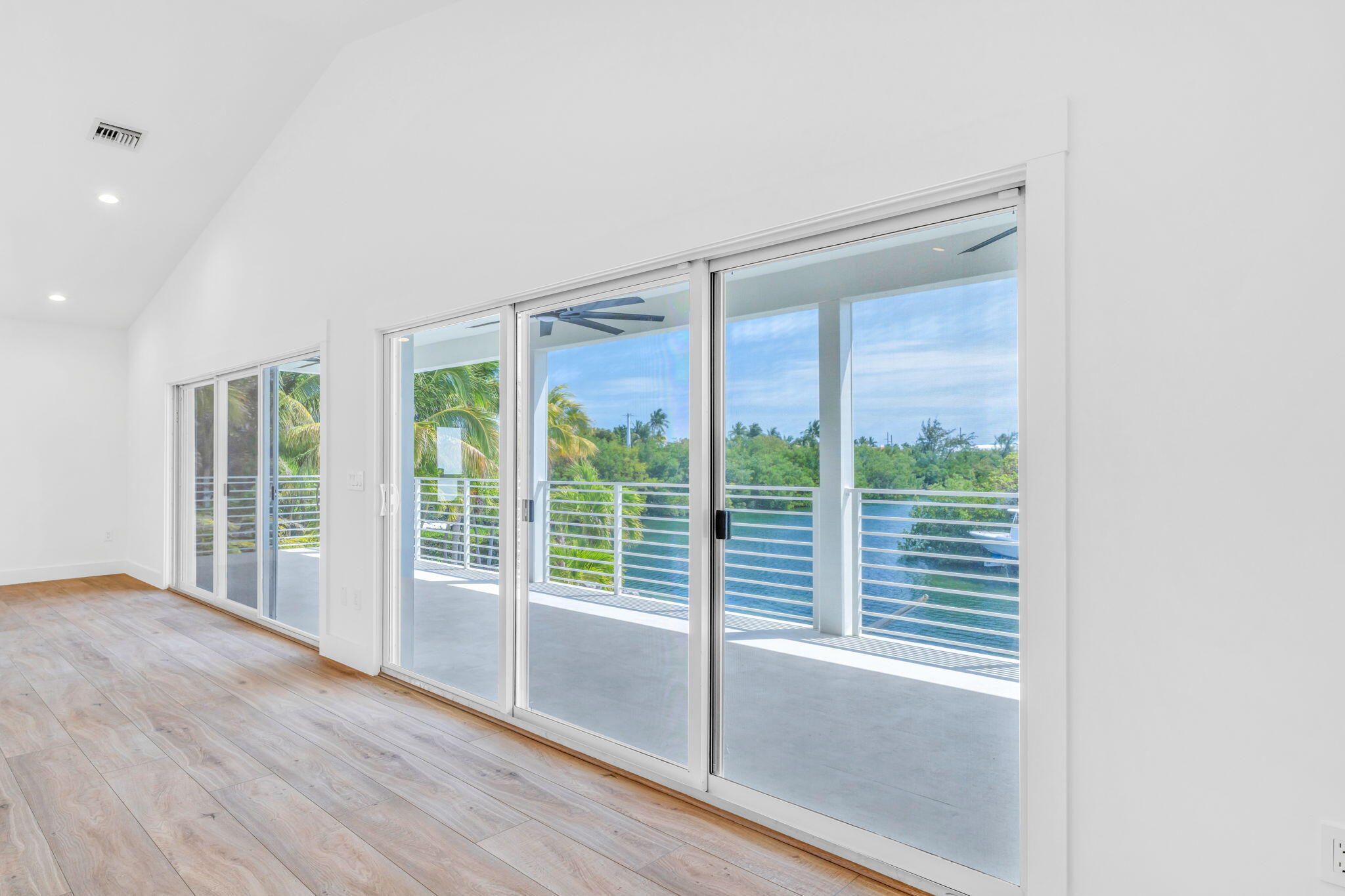 230 Biscayne Boulevard Property Photo 27