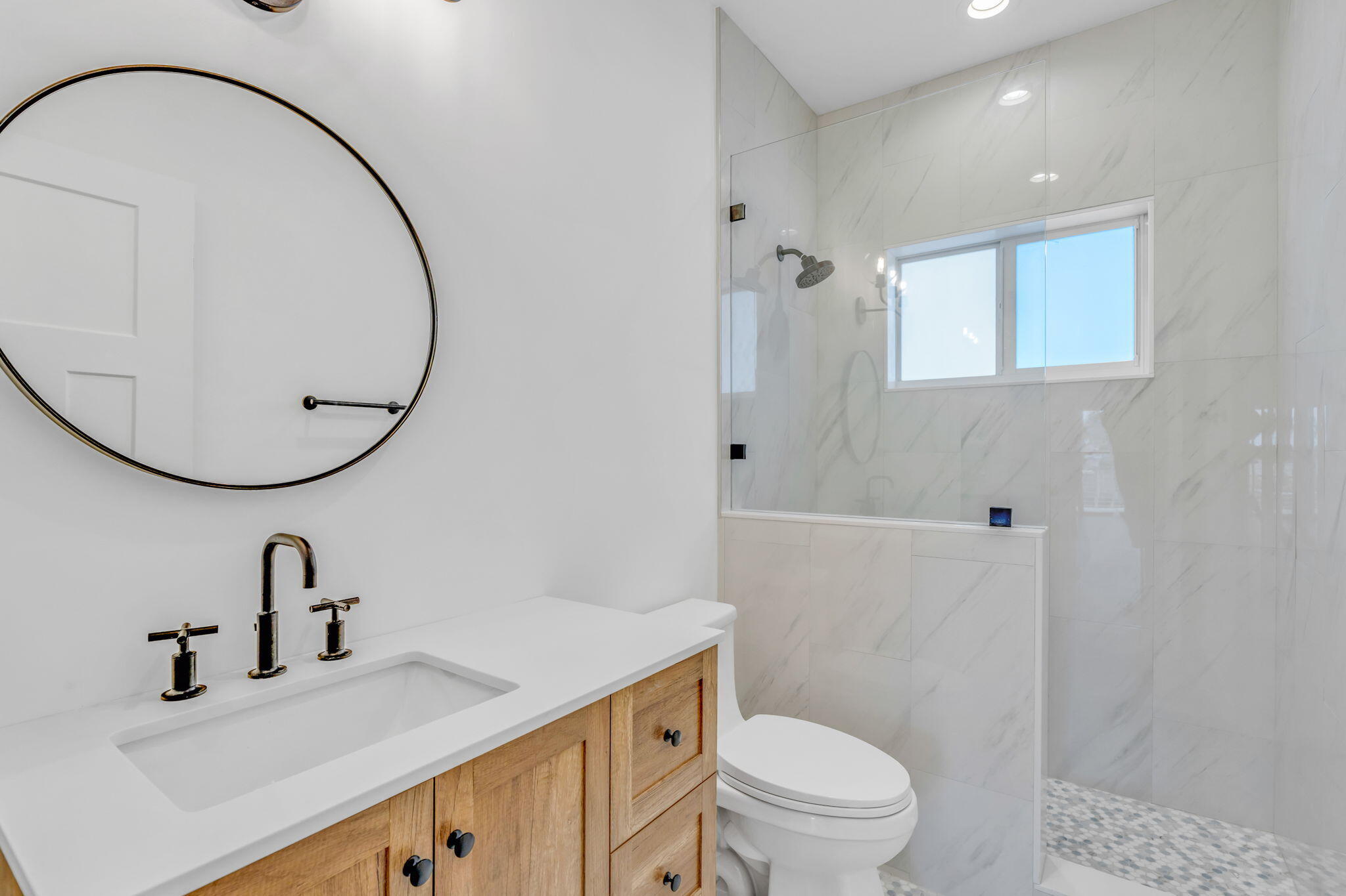 230 Biscayne Boulevard Property Photo 33