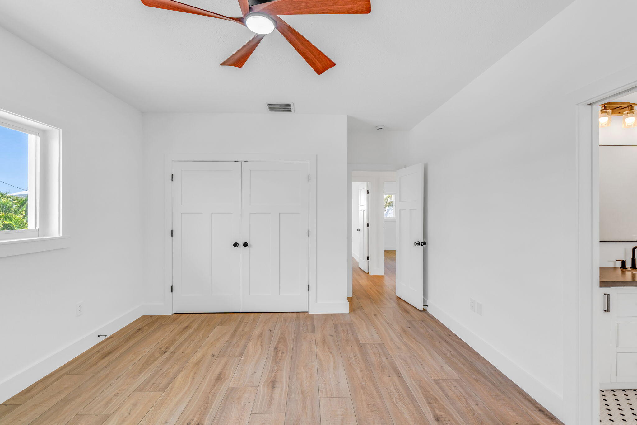 230 Biscayne Boulevard Property Photo 37