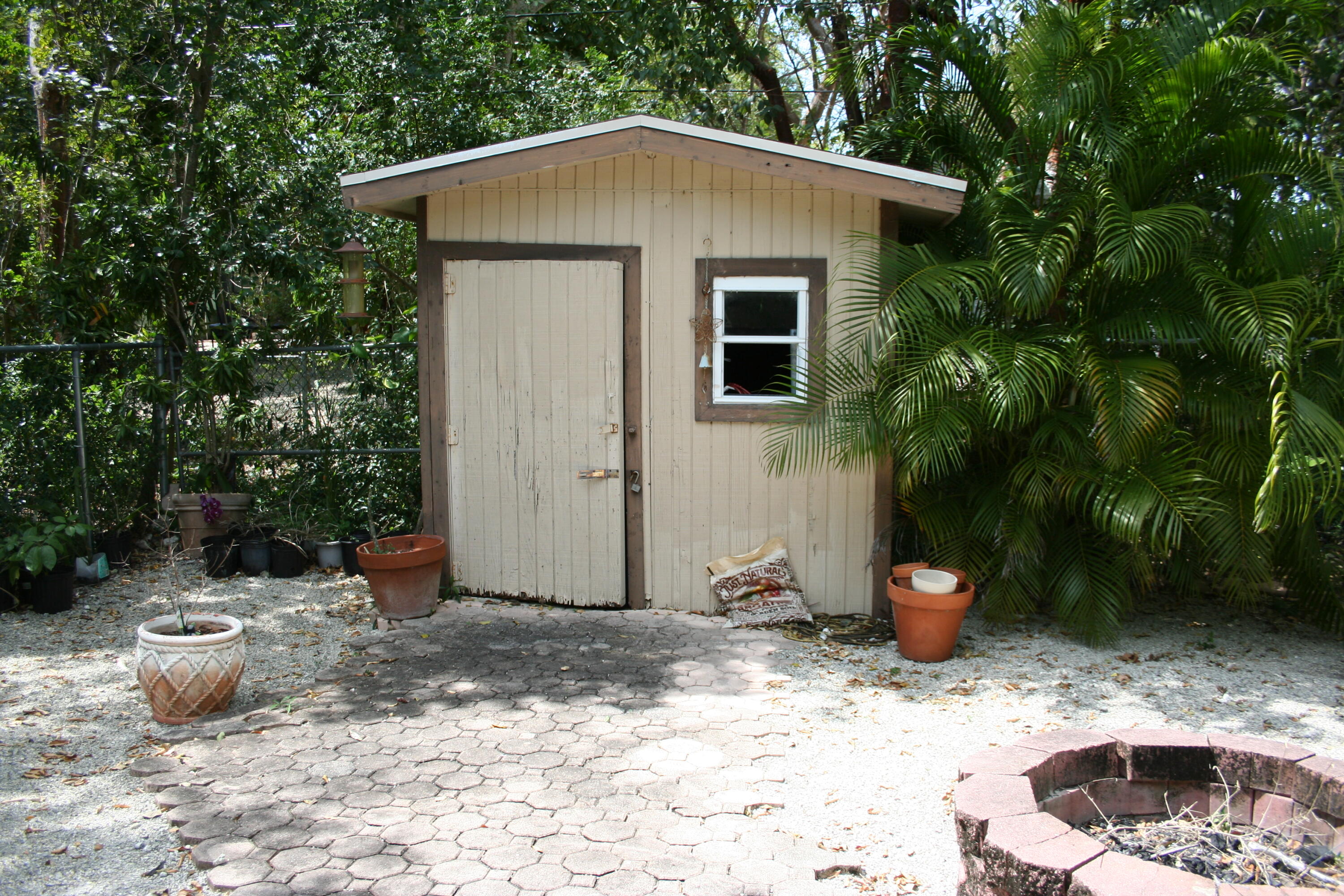 6 Fishermans Trail Property Photo 17