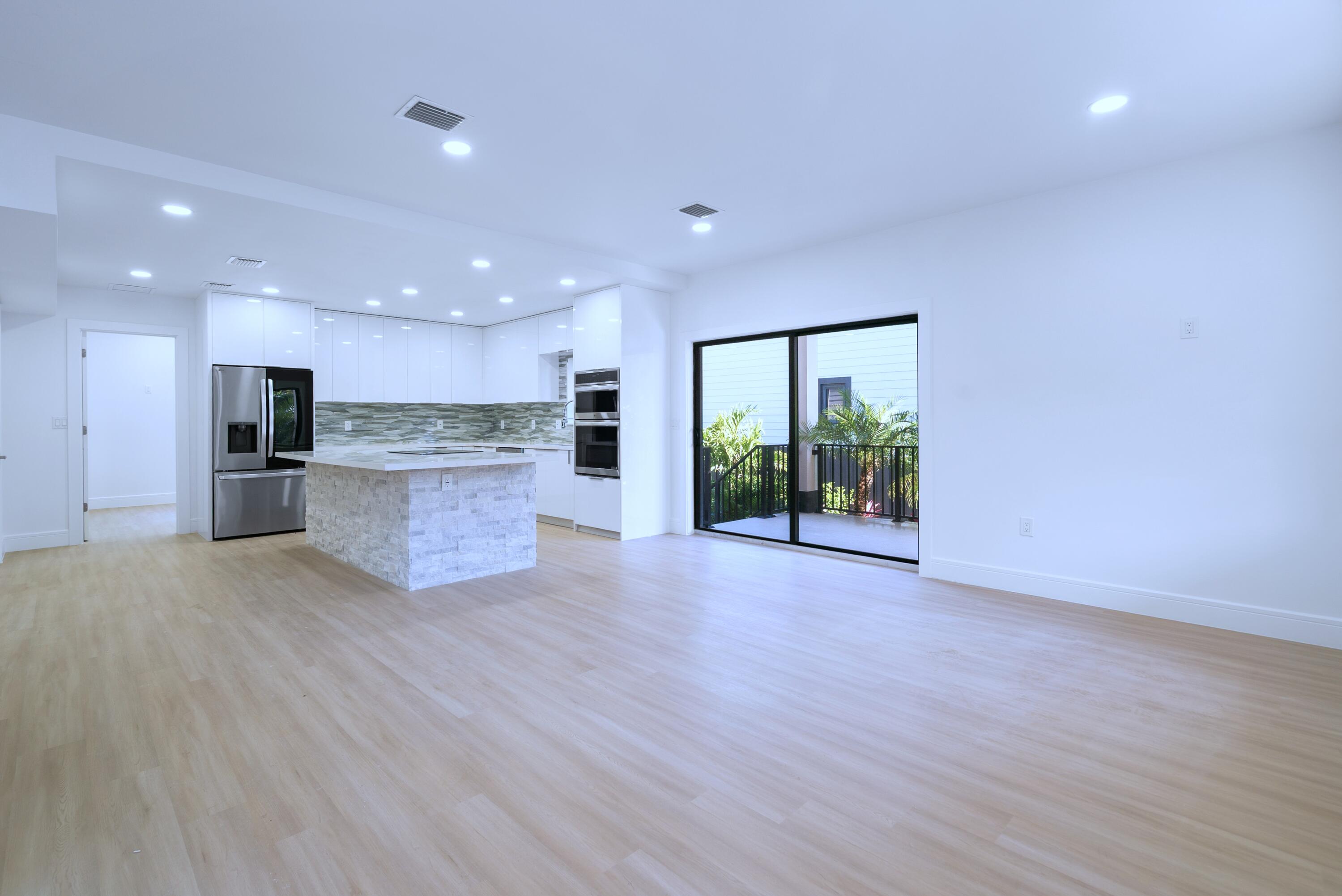 17 Coral Way Property Photo 9