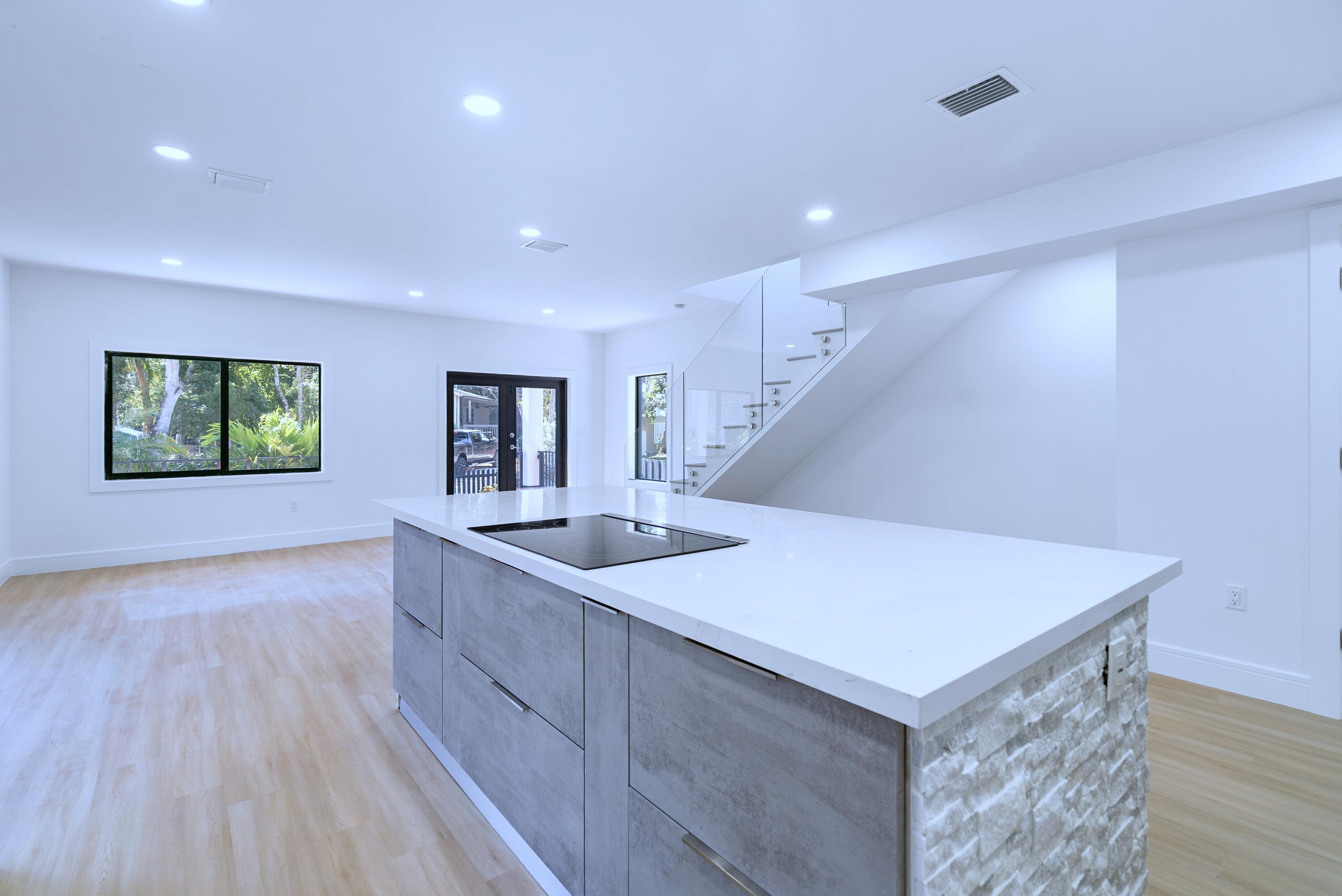 17 Coral Way Property Photo 19