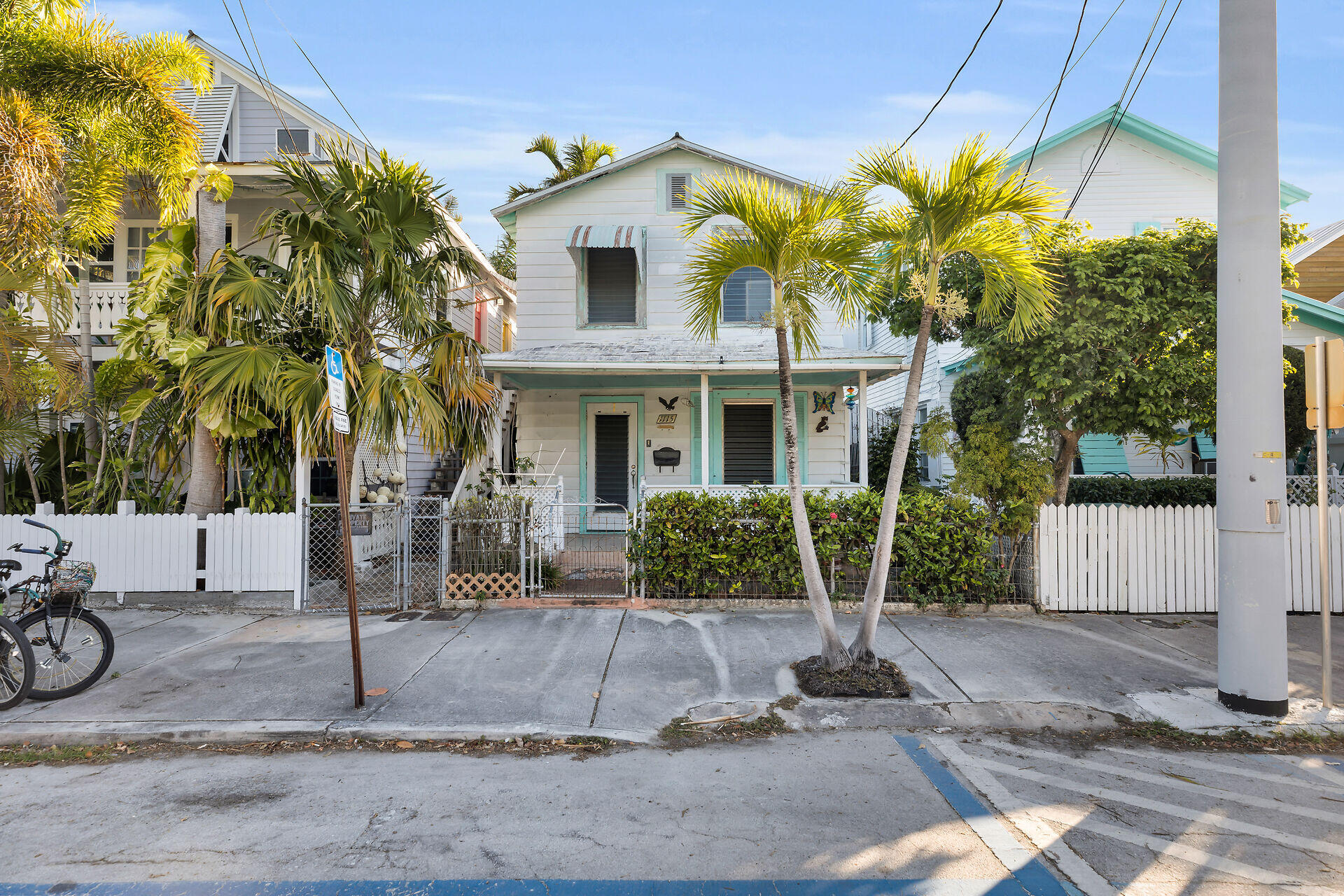 1115 Varela Street Property Photo