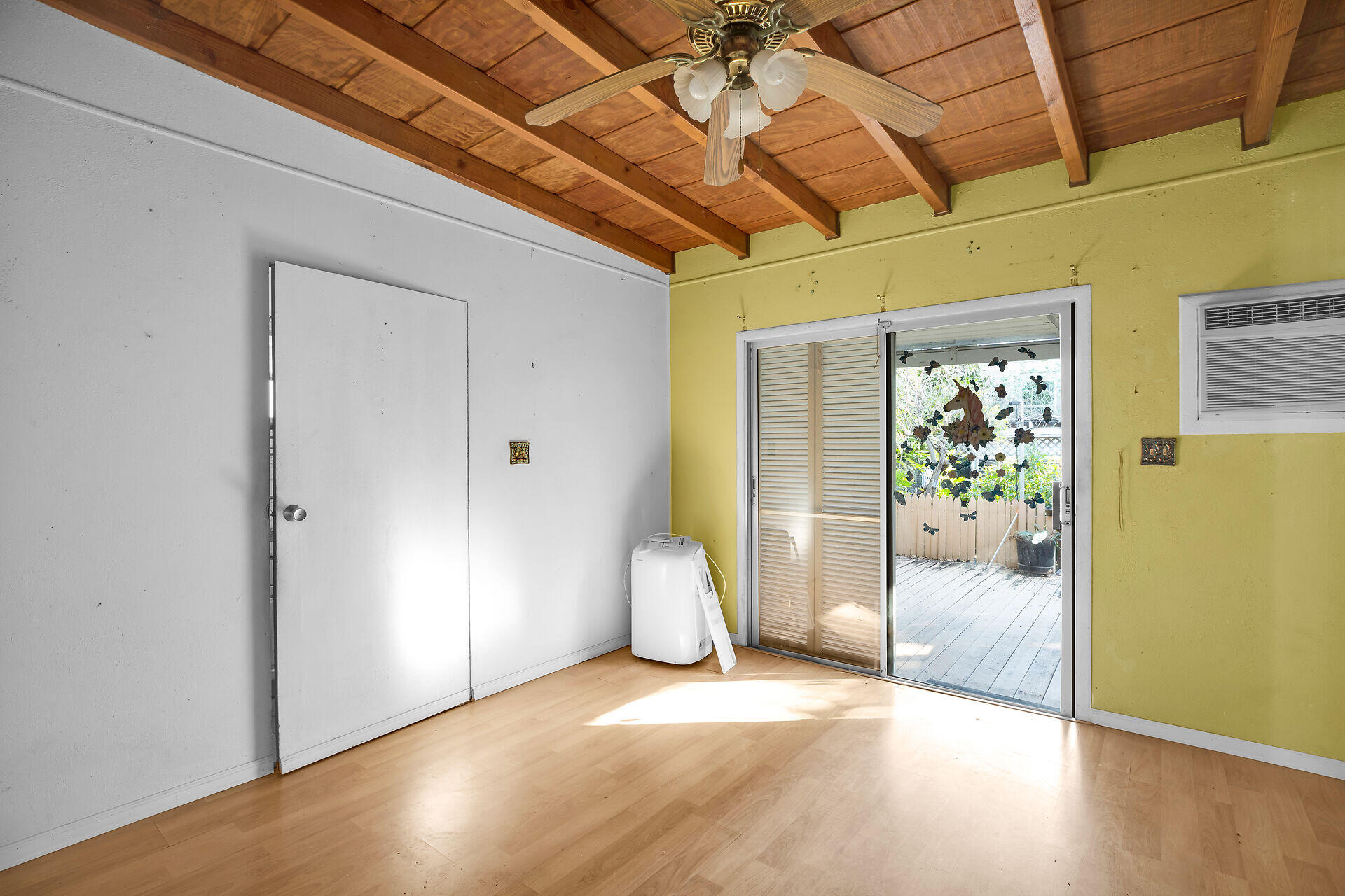 1115 Varela Street Property Photo 14
