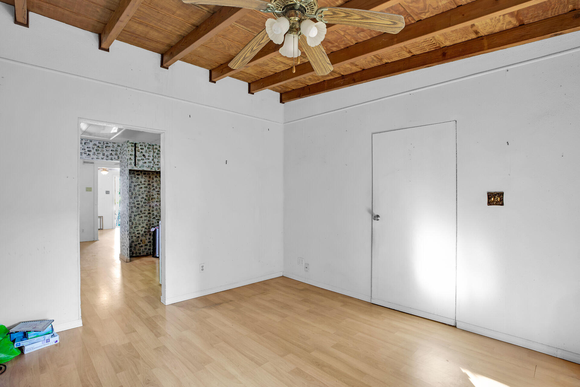 1115 Varela Street Property Photo 15