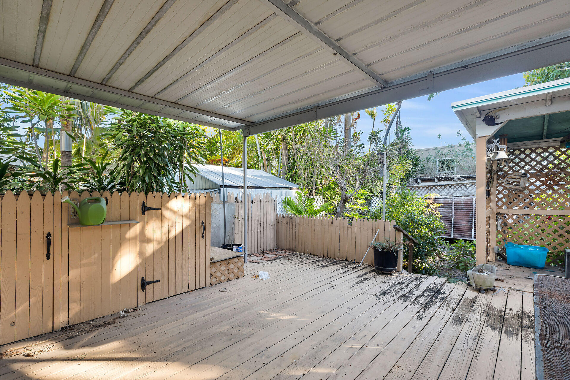 1115 Varela Street Property Photo 17