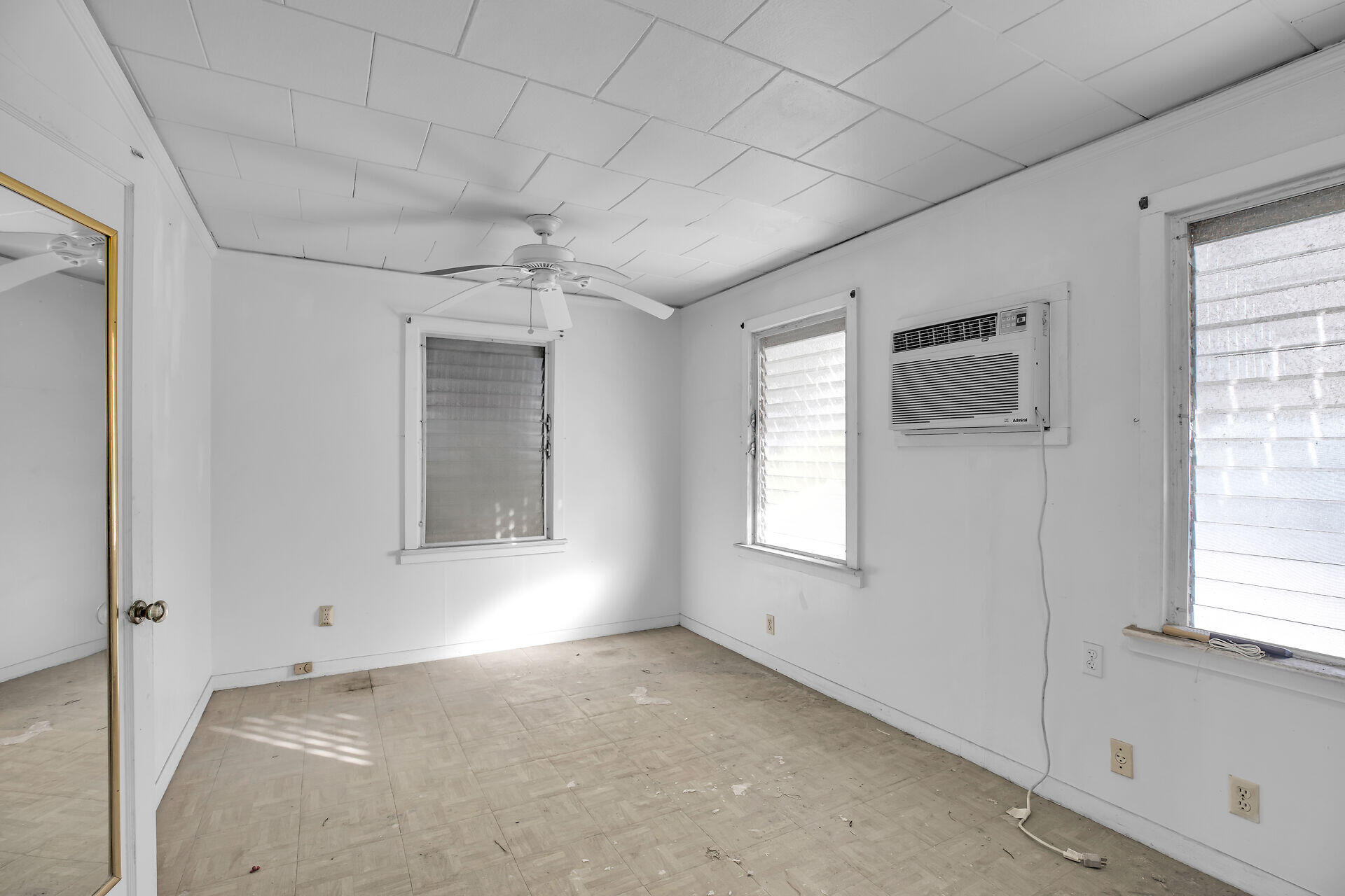 1115 Varela Street Property Photo 21