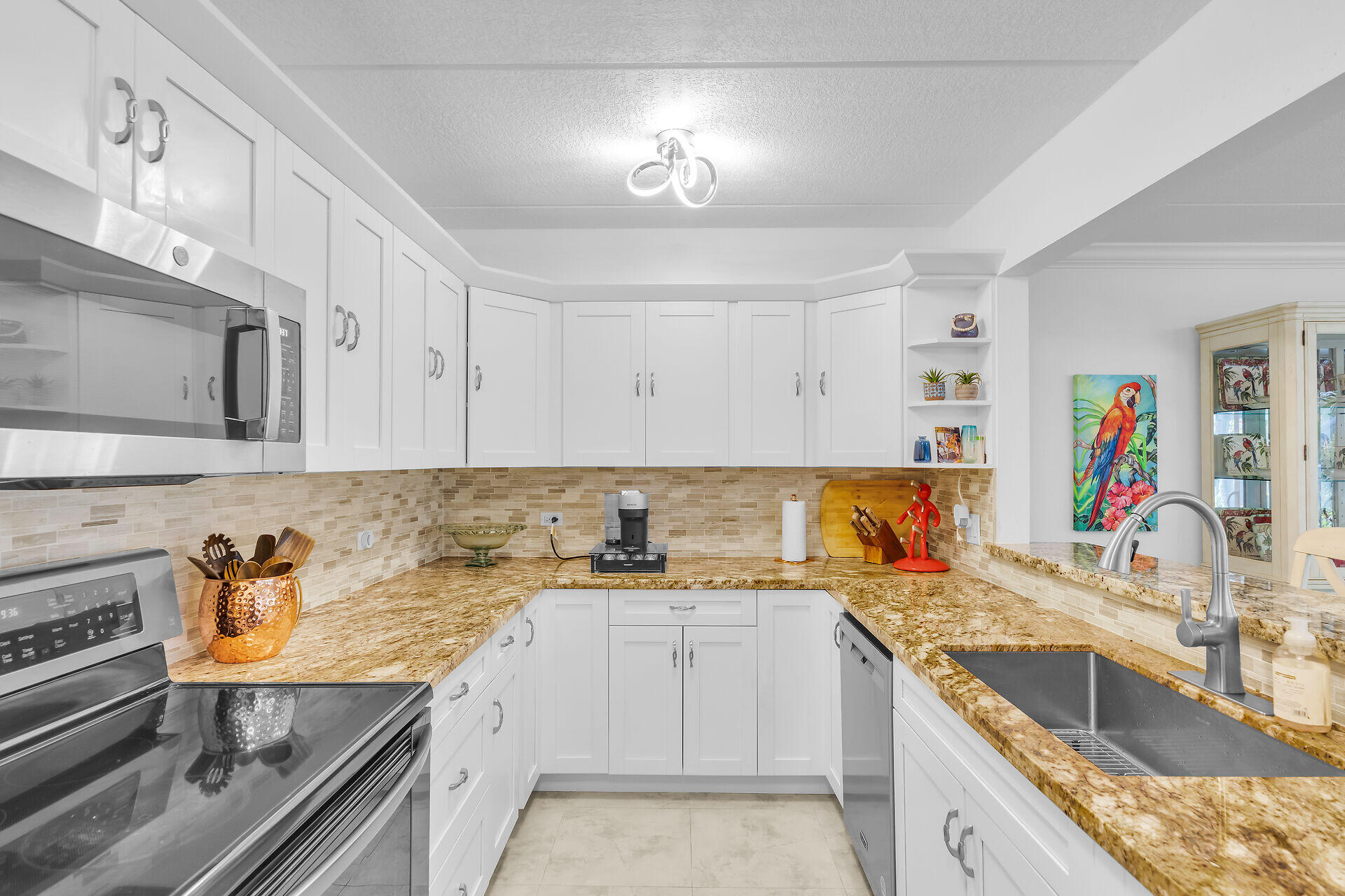 591 Sombrero Bch Lemon Cove Condo Road, 8 B Property Photo 13