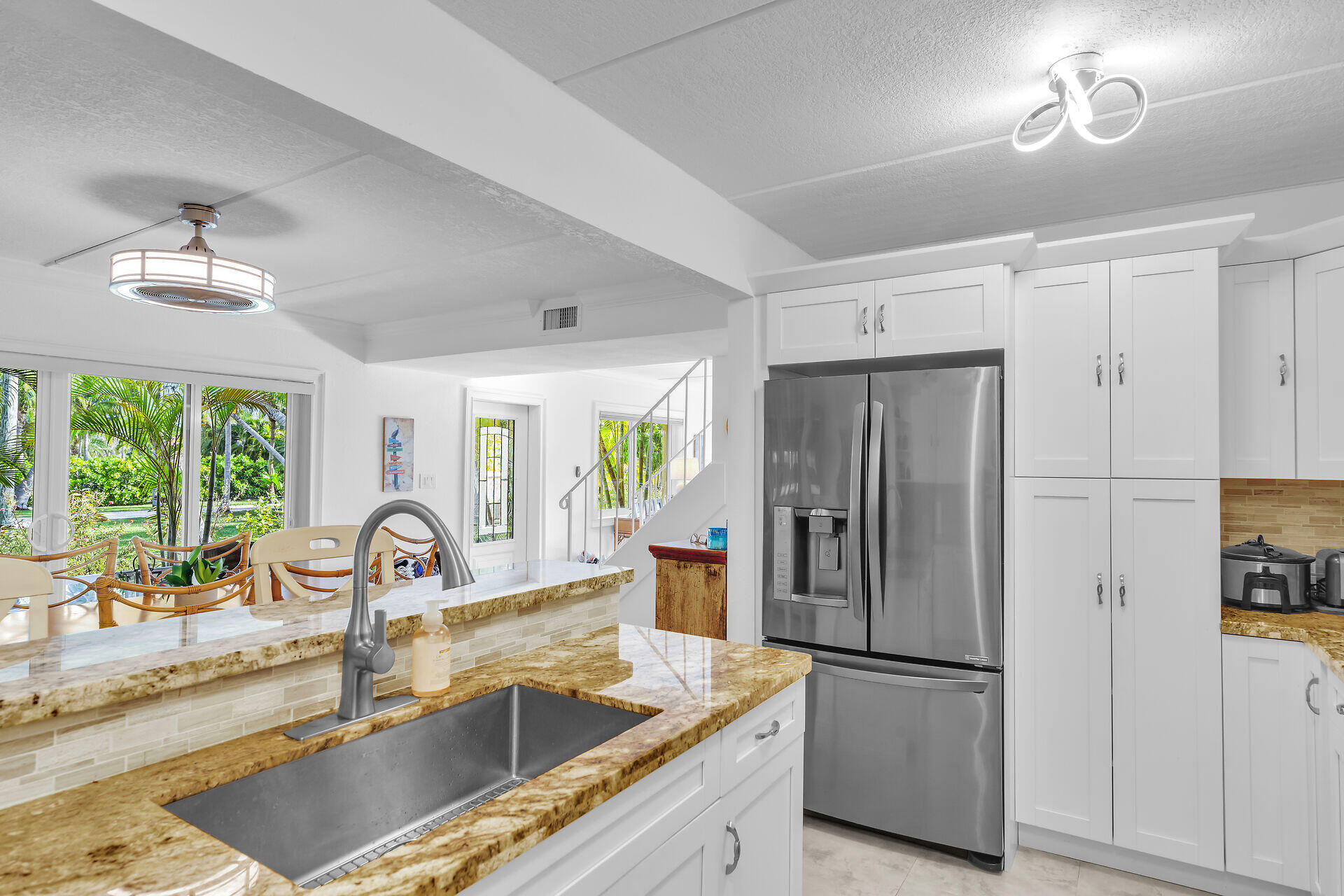 591 Sombrero Bch Lemon Cove Condo Road, 8 B Property Photo 16