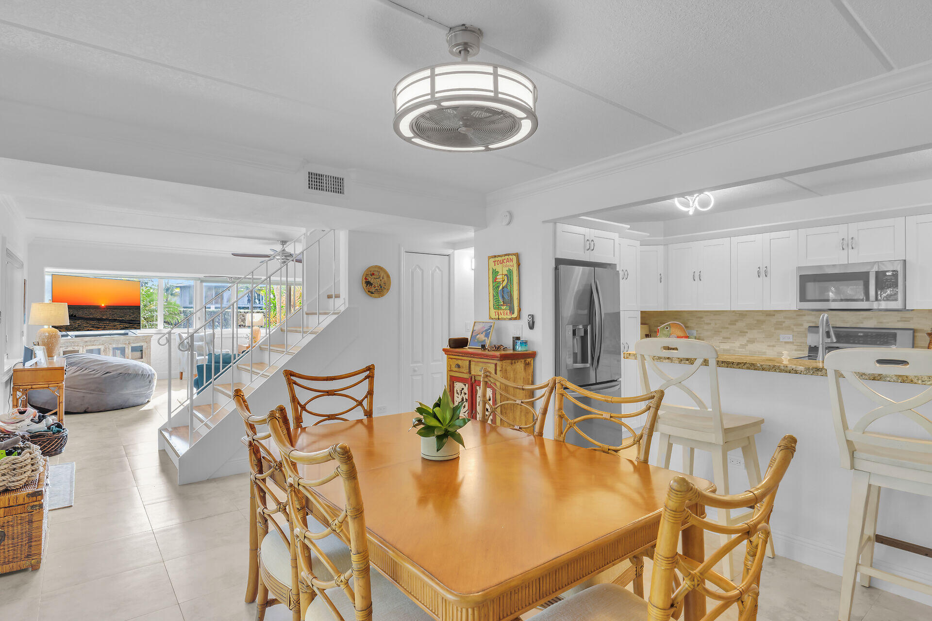 591 Sombrero Bch Lemon Cove Condo Road, 8 B Property Photo 18