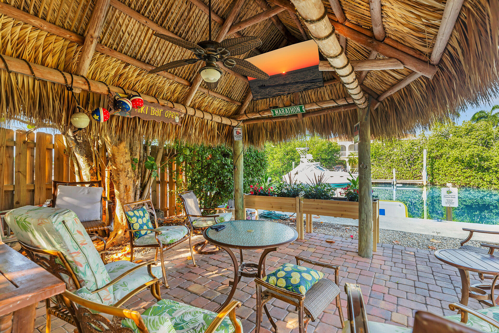 591 Sombrero Bch Lemon Cove Condo Road, 8 B Property Photo 38