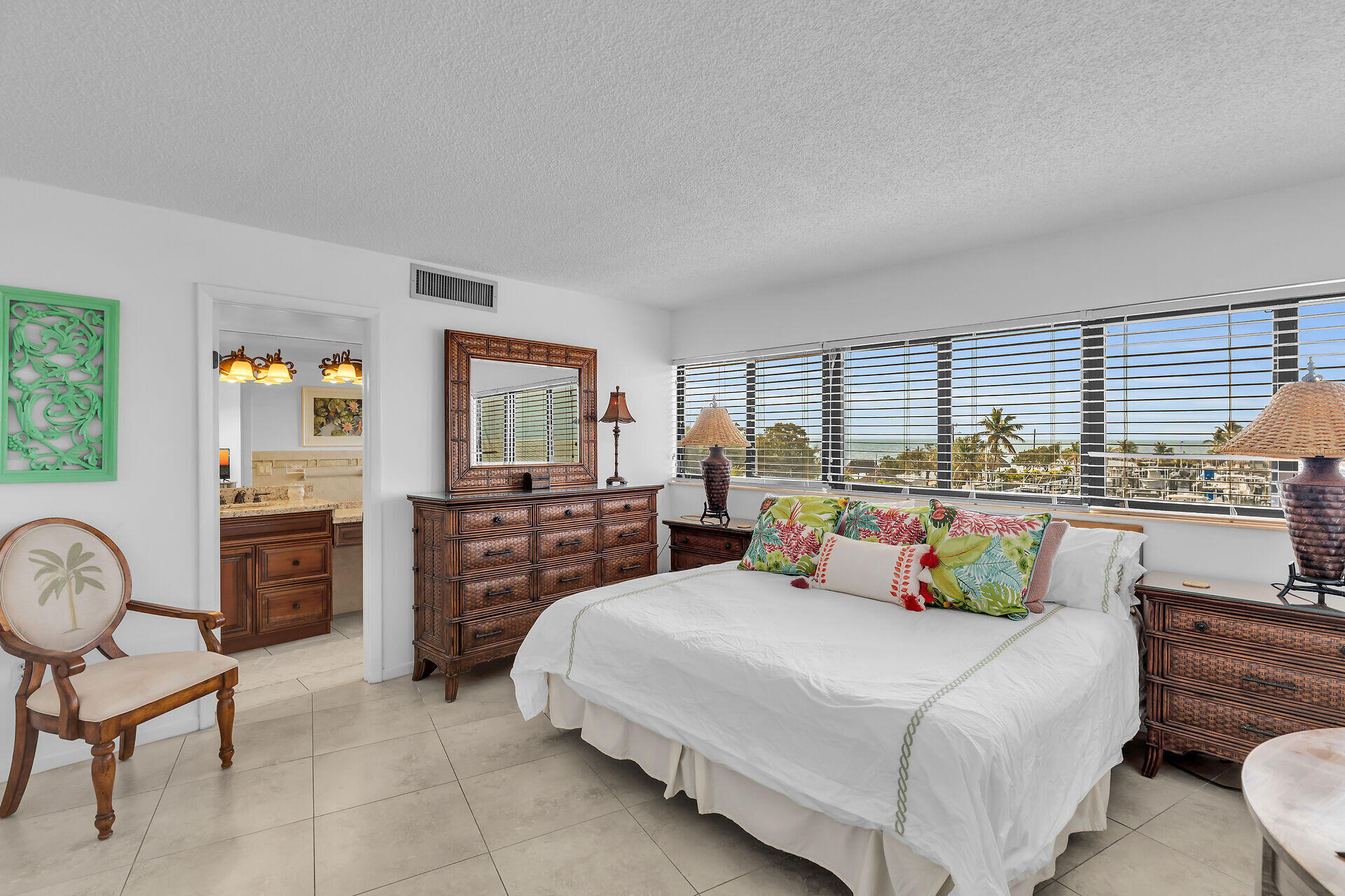 1530 Ocean Bay Drive, 301 Property Photo 17