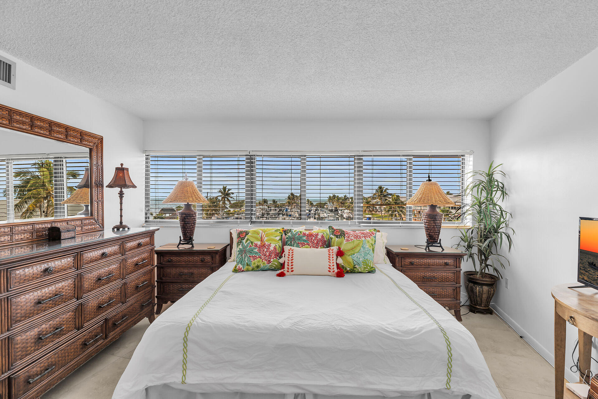 1530 Ocean Bay Drive, 301 Property Photo 18