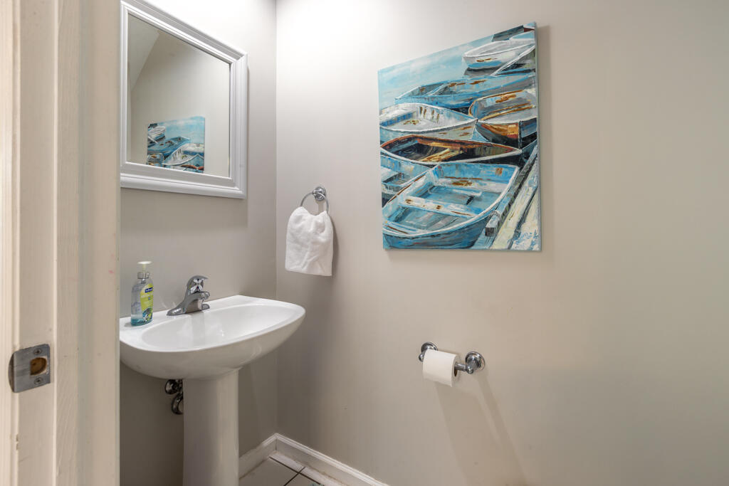 237 Southard Street Property Photo 14