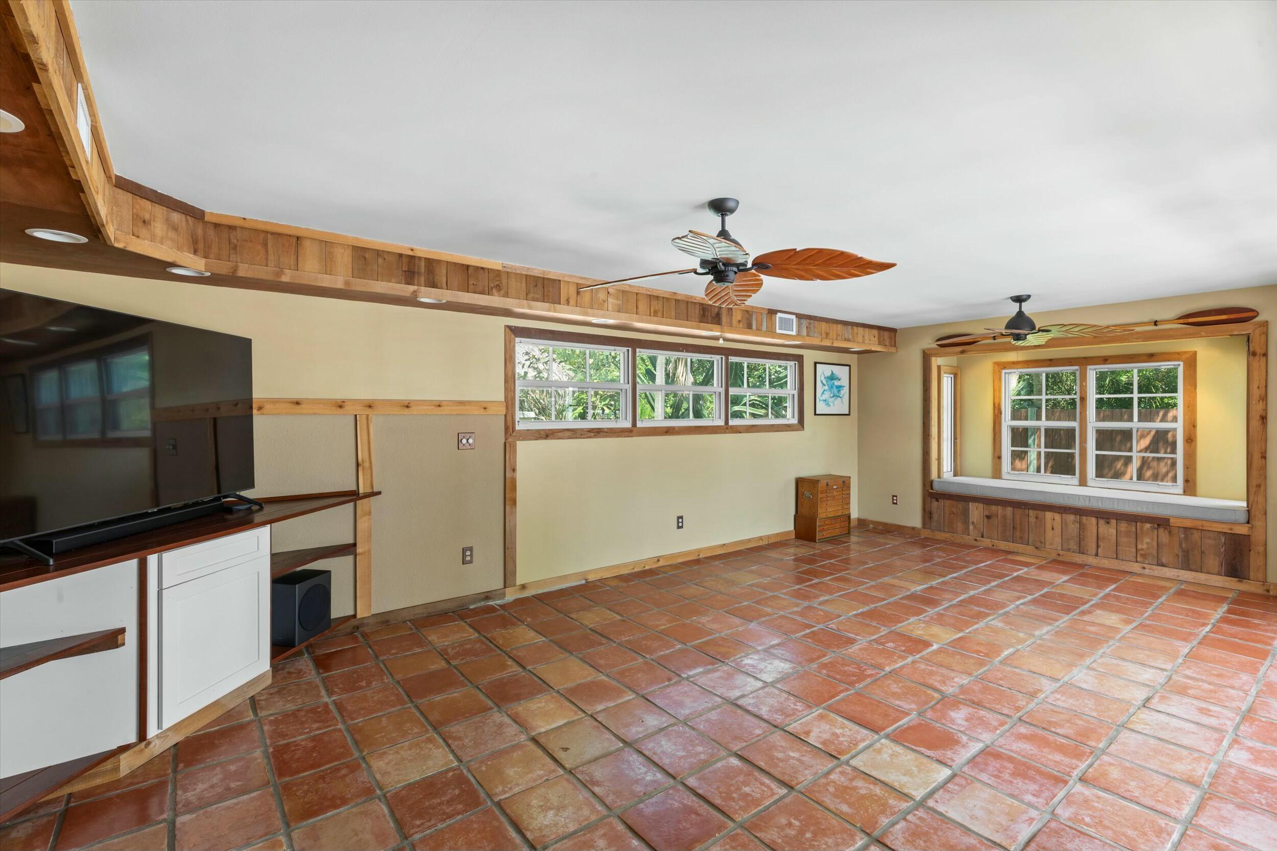 1613 Bahama Drive Property Photo 14