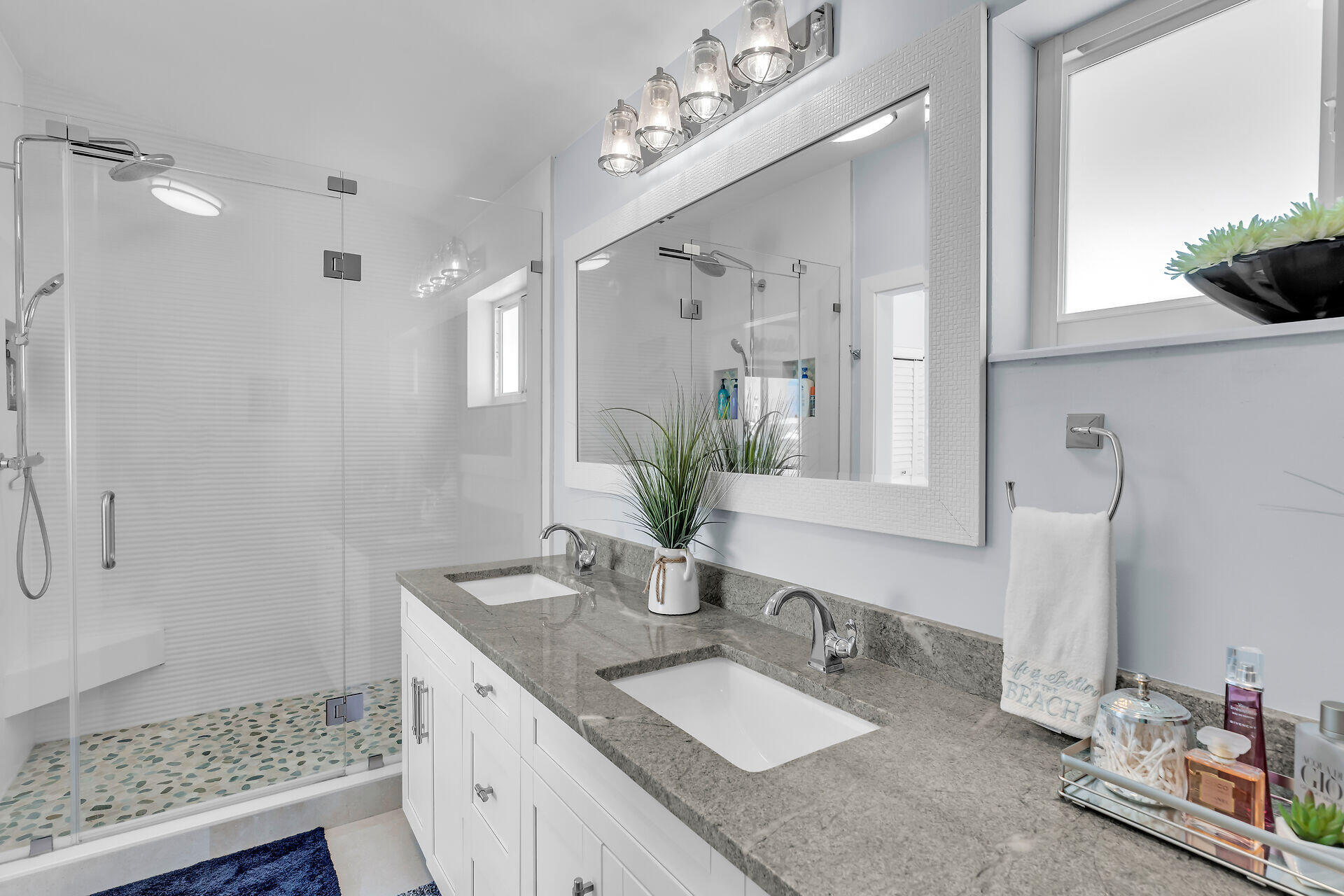122 Court Contessa Property Photo 24
