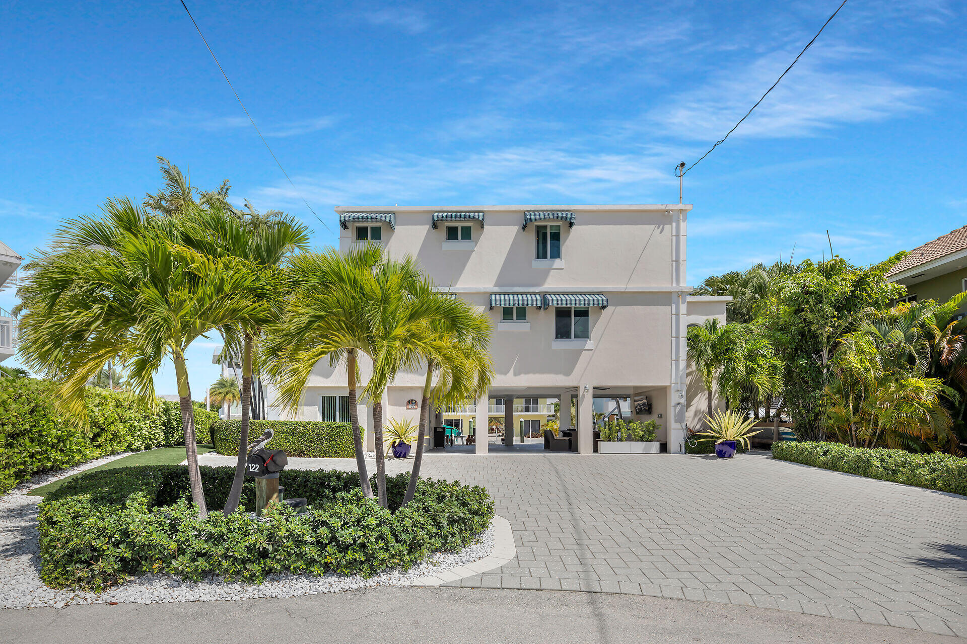 122 Court Contessa Property Photo 44