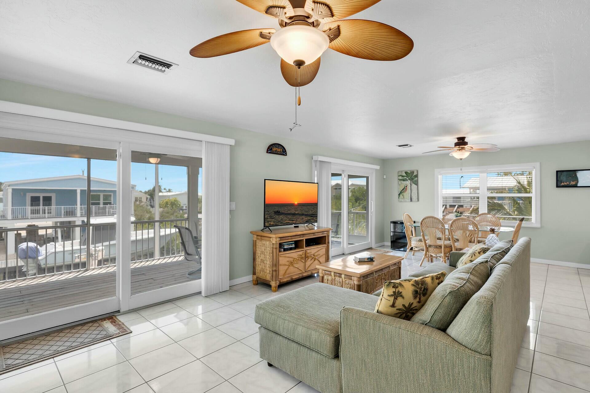 27330 Barbados Lane Property Photo 6