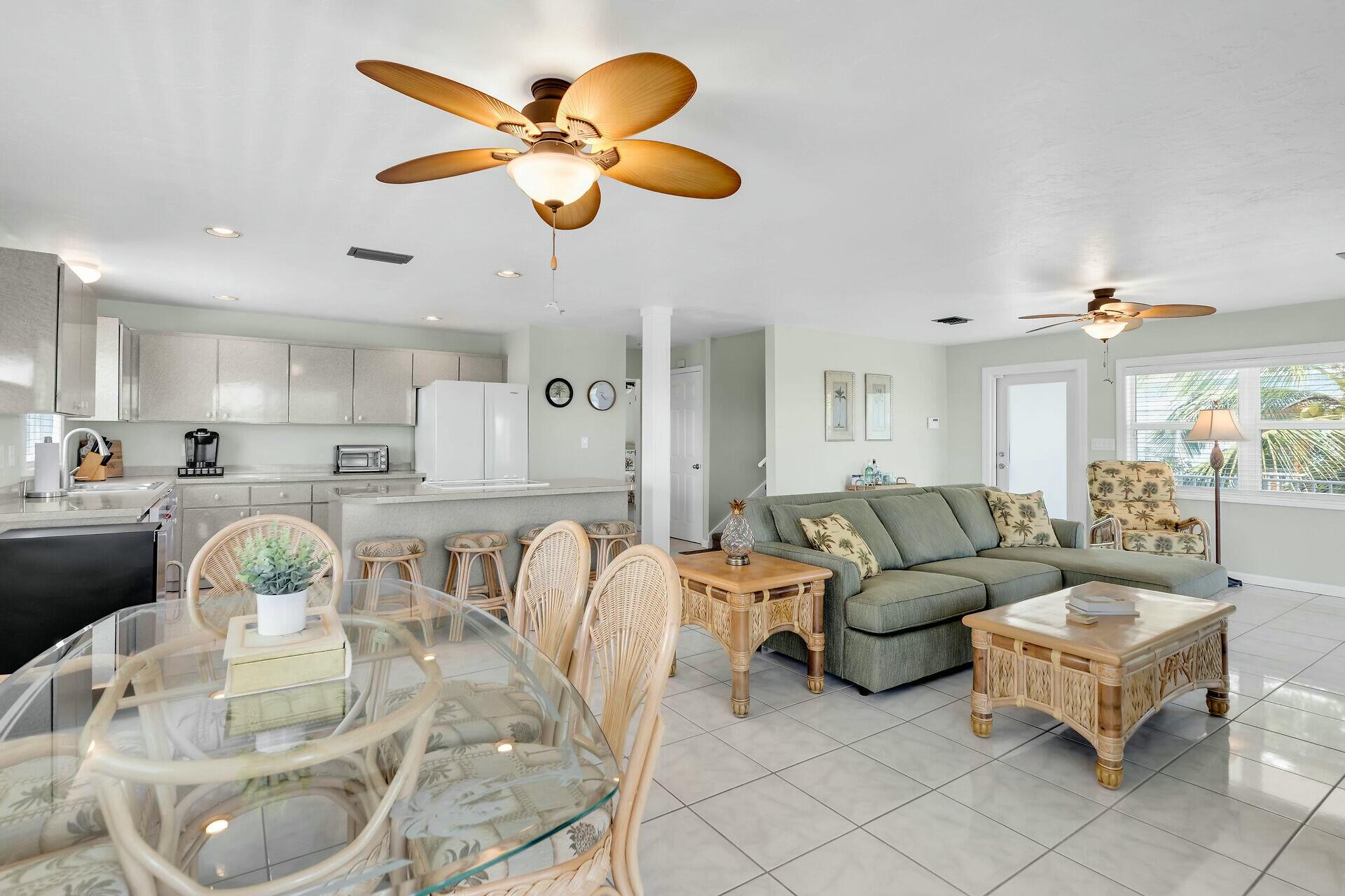 27330 Barbados Lane Property Photo 8