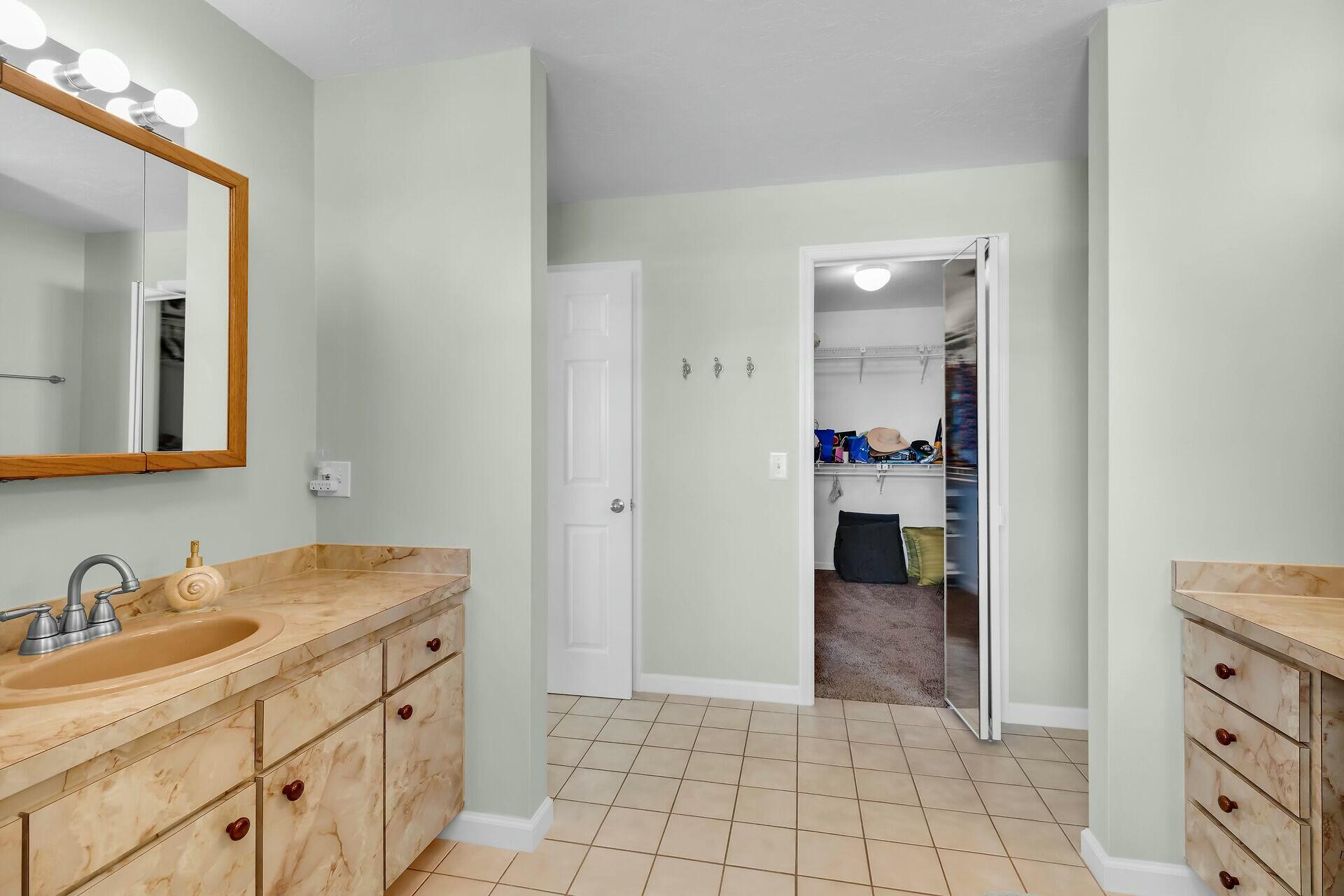 27330 Barbados Lane Property Photo 20
