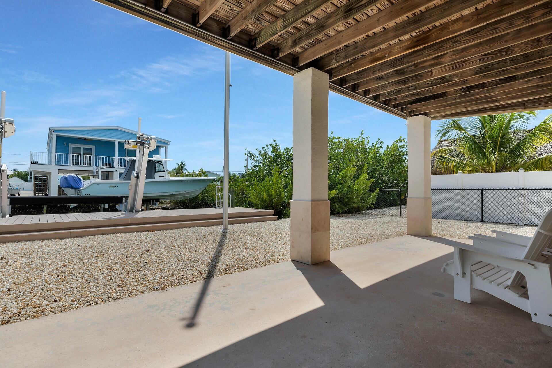 27330 Barbados Lane Property Photo 32