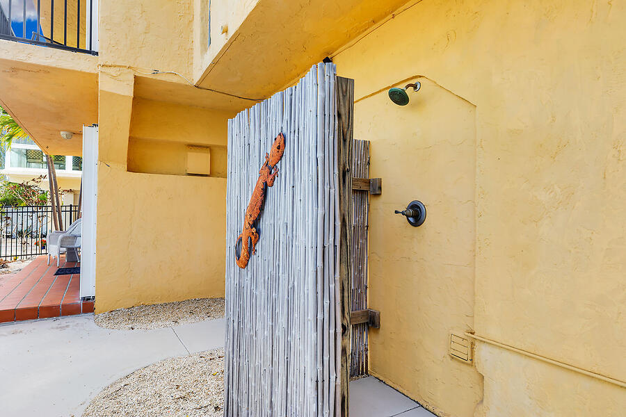 101 Sombrero Boulevard Property Photo 9