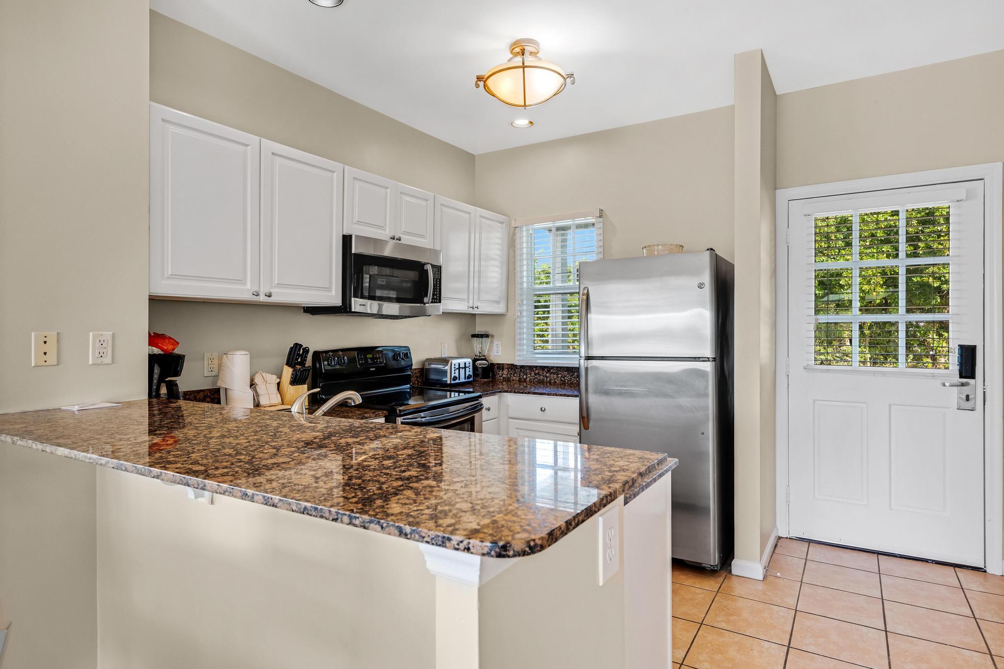 7021 Harbor Village Drive Property Photo 2
