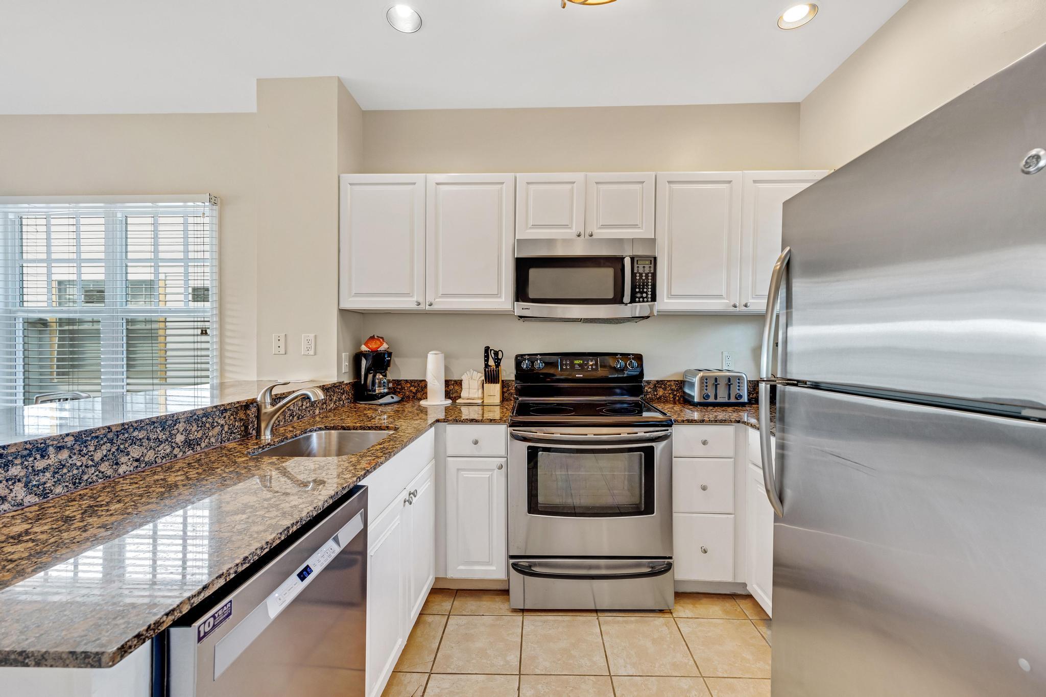 7021 Harbor Village Drive Property Photo 8