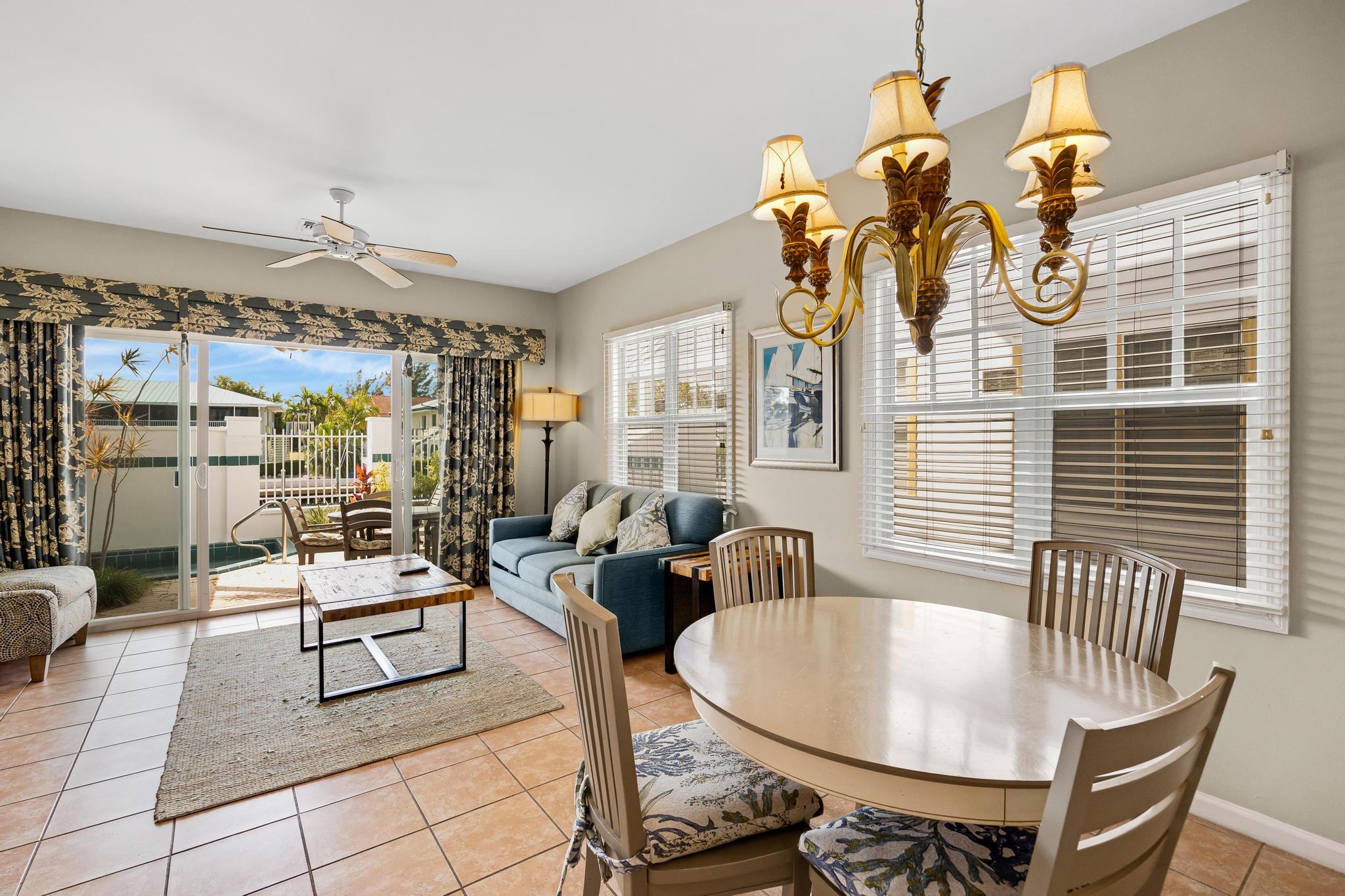7021 Harbor Village Drive Property Photo 10