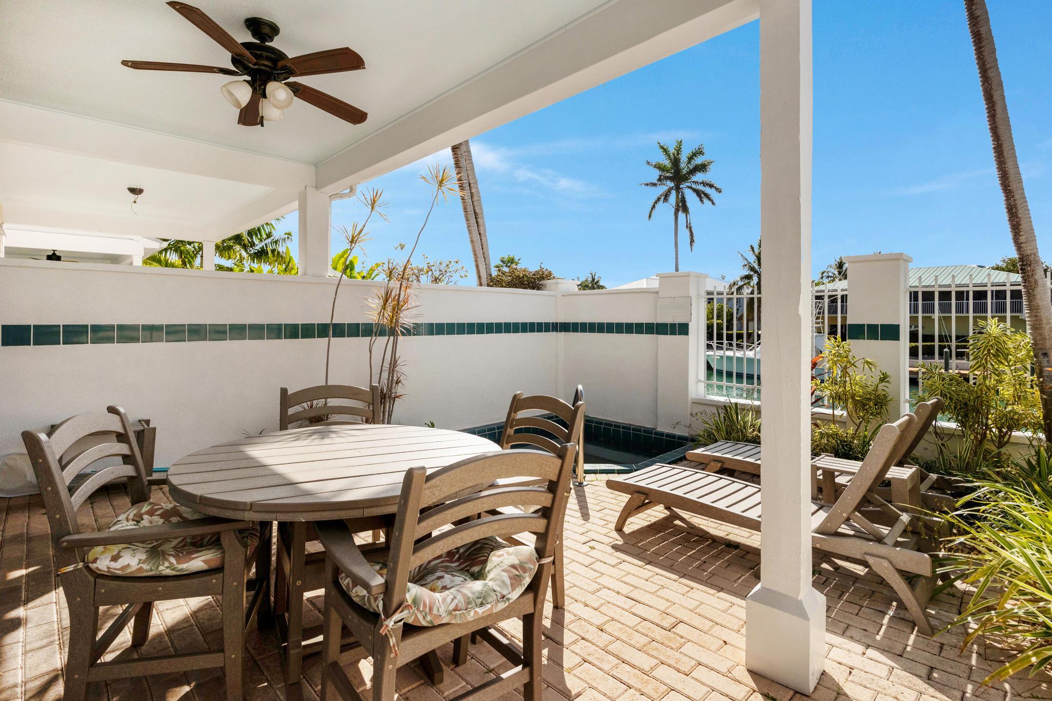 7021 Harbor Village Drive Property Photo 13