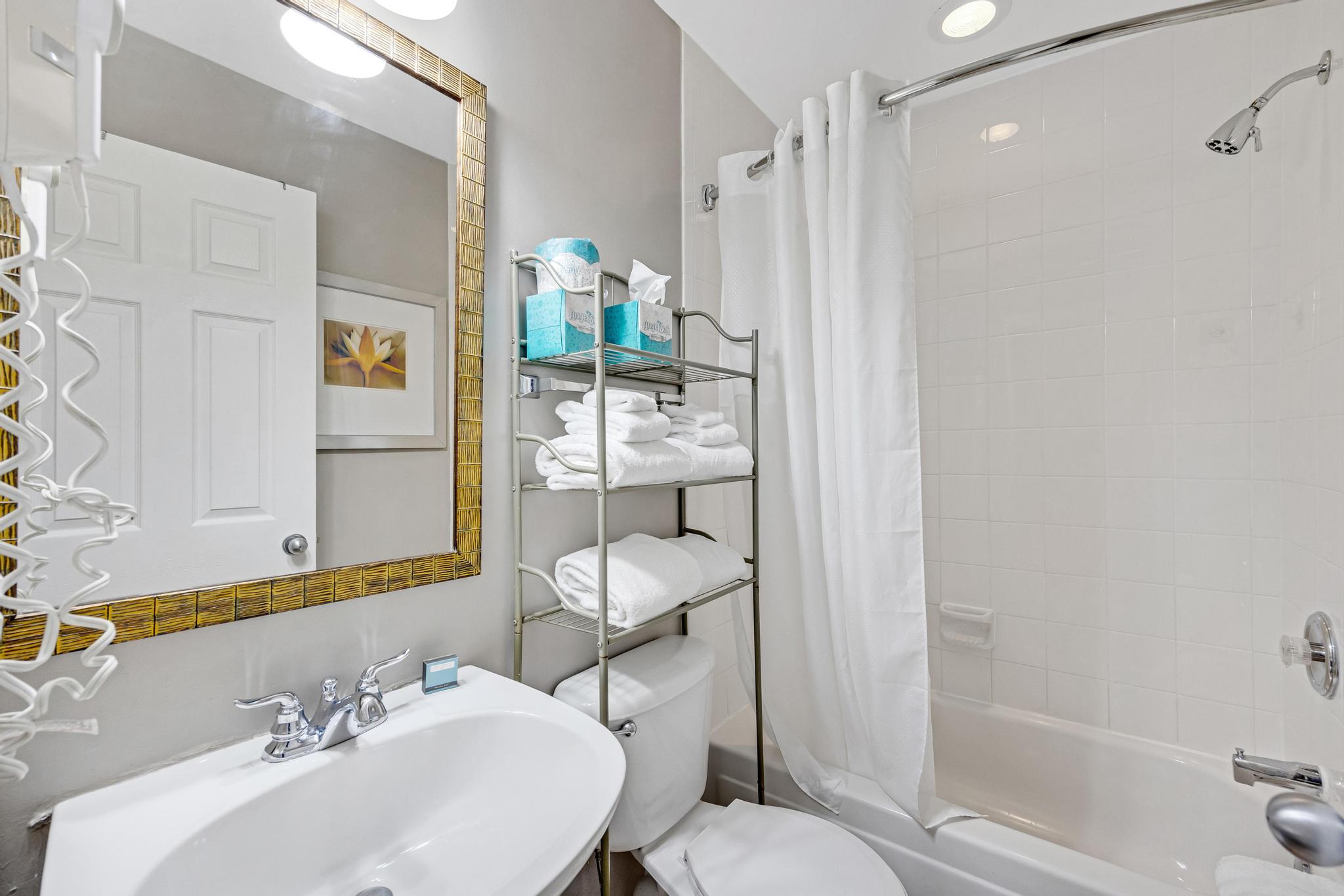 7021 Harbor Village Drive Property Photo 32
