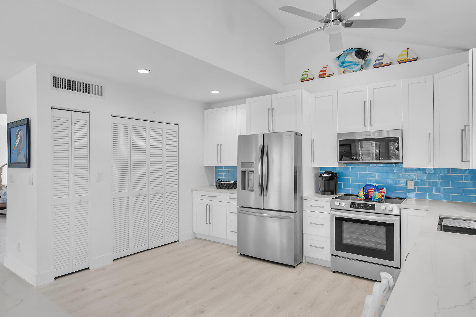 150 Columbus Drive Property Photo 25