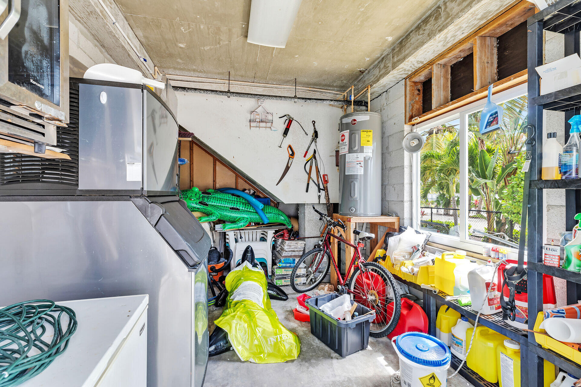 150 Columbus Drive Property Photo 38