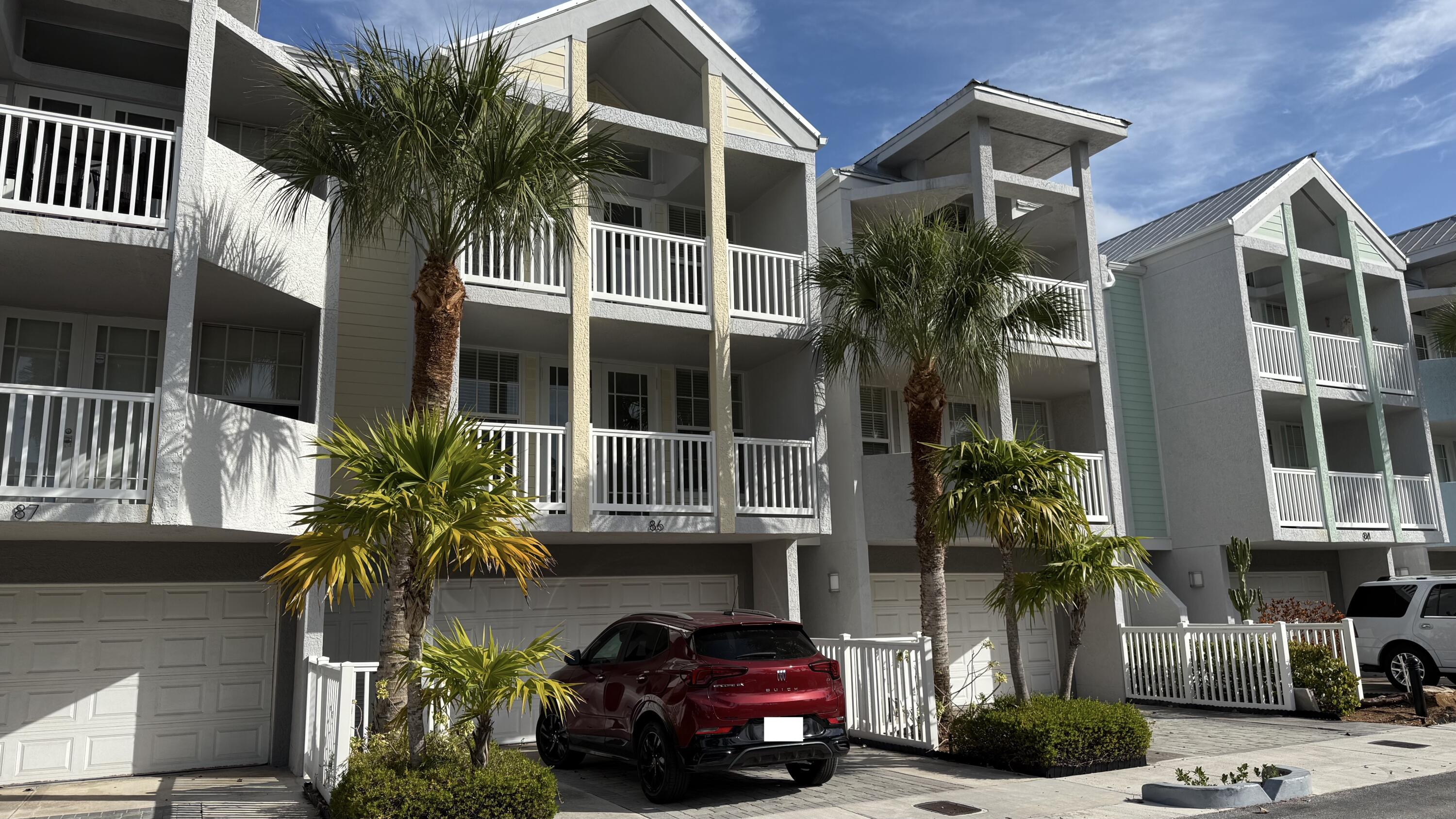 86 Seaside North Court Property Photo 30